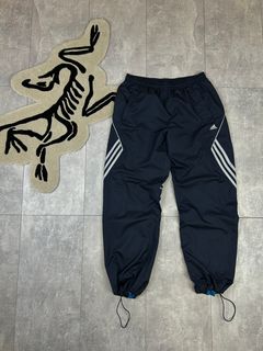Under Armour Track Pants & Joggers for Women - Poshmark