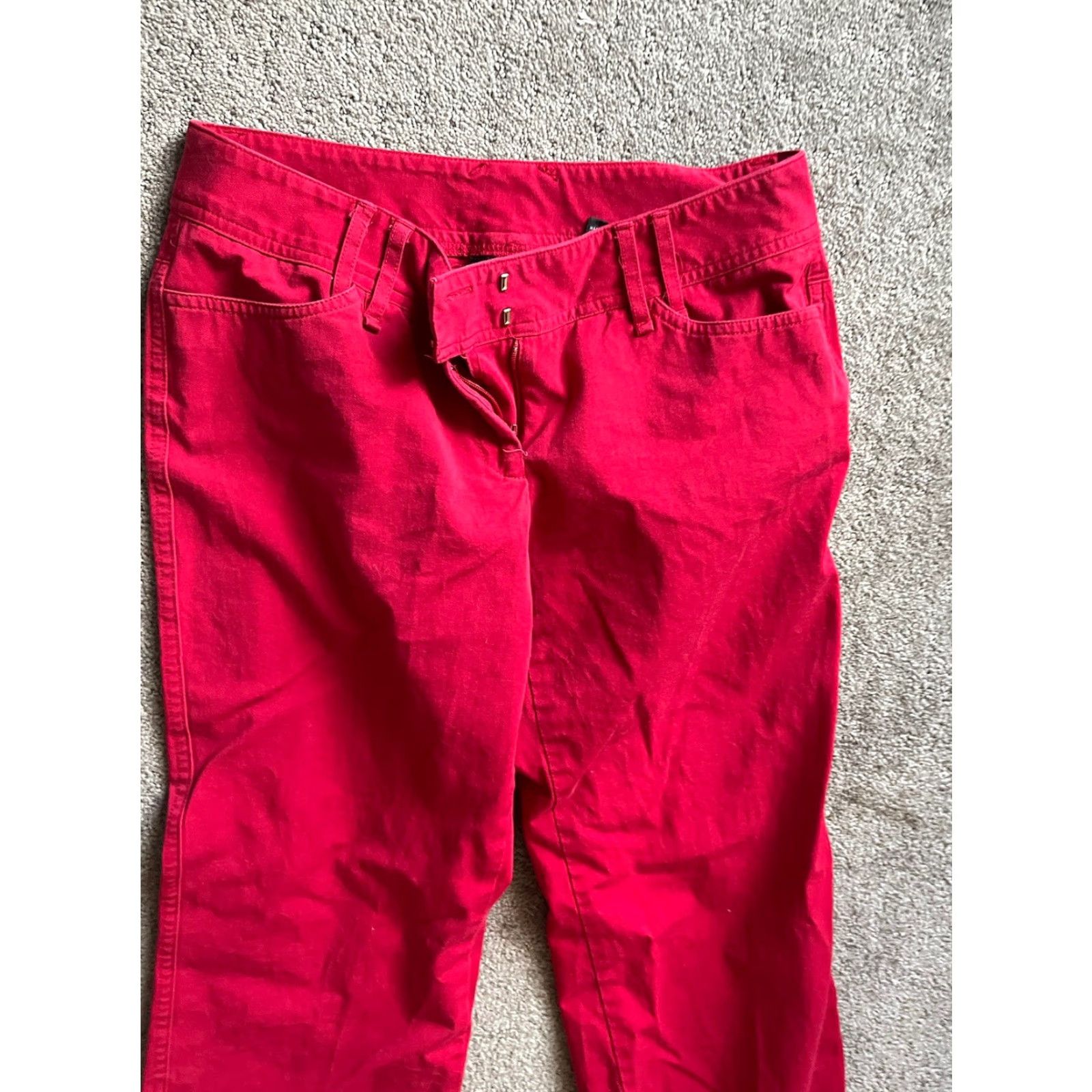 Express Express Women Capri Pants Straight Leg Red Flat Front High Rise Regular 1/2 Size Size 25" / US 0 / IT 36 - 2 Thumbnail