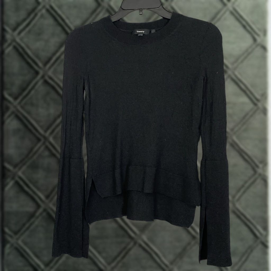 Theory VINTAGE Theory Merino Wool Long Sleeve Sweater Womens Small 15x22 Stretch S Black Crew Neck Pullover Shirt Womens 15X22 Black Stretch Size S / US 4 / IT 40 - 1 Thumbnail