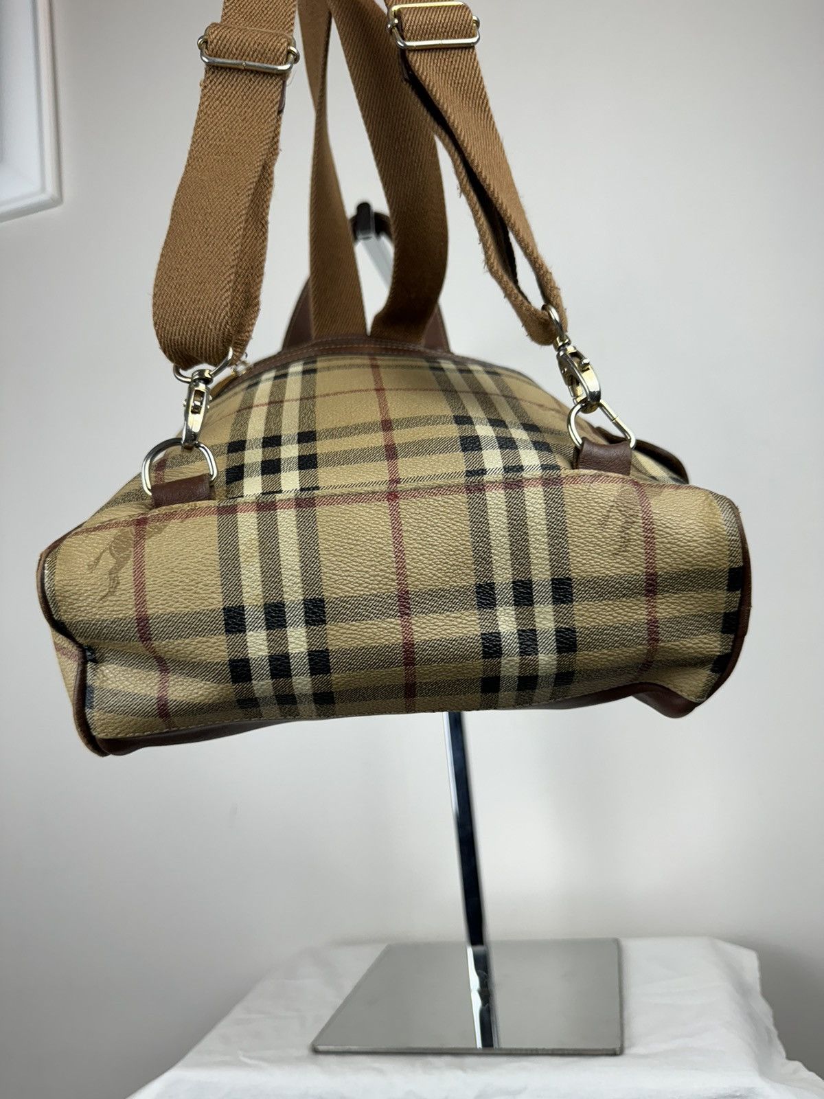 Burberry Leather backpack Burberry Nova Check y2k original item Size ONE SIZE - 4 Thumbnail