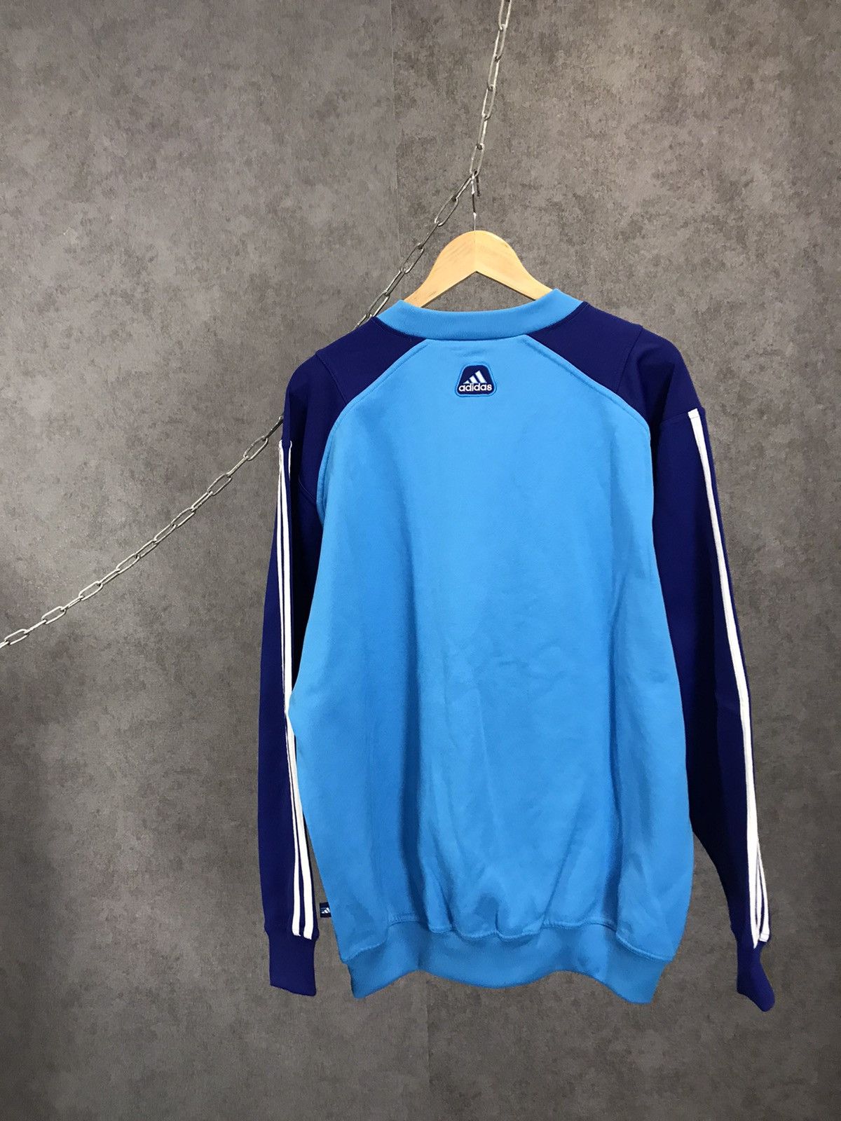 Adidas Adidas vintage big center logo sweatshirt Size US XL / EU 56 / 4 - 7 Thumbnail