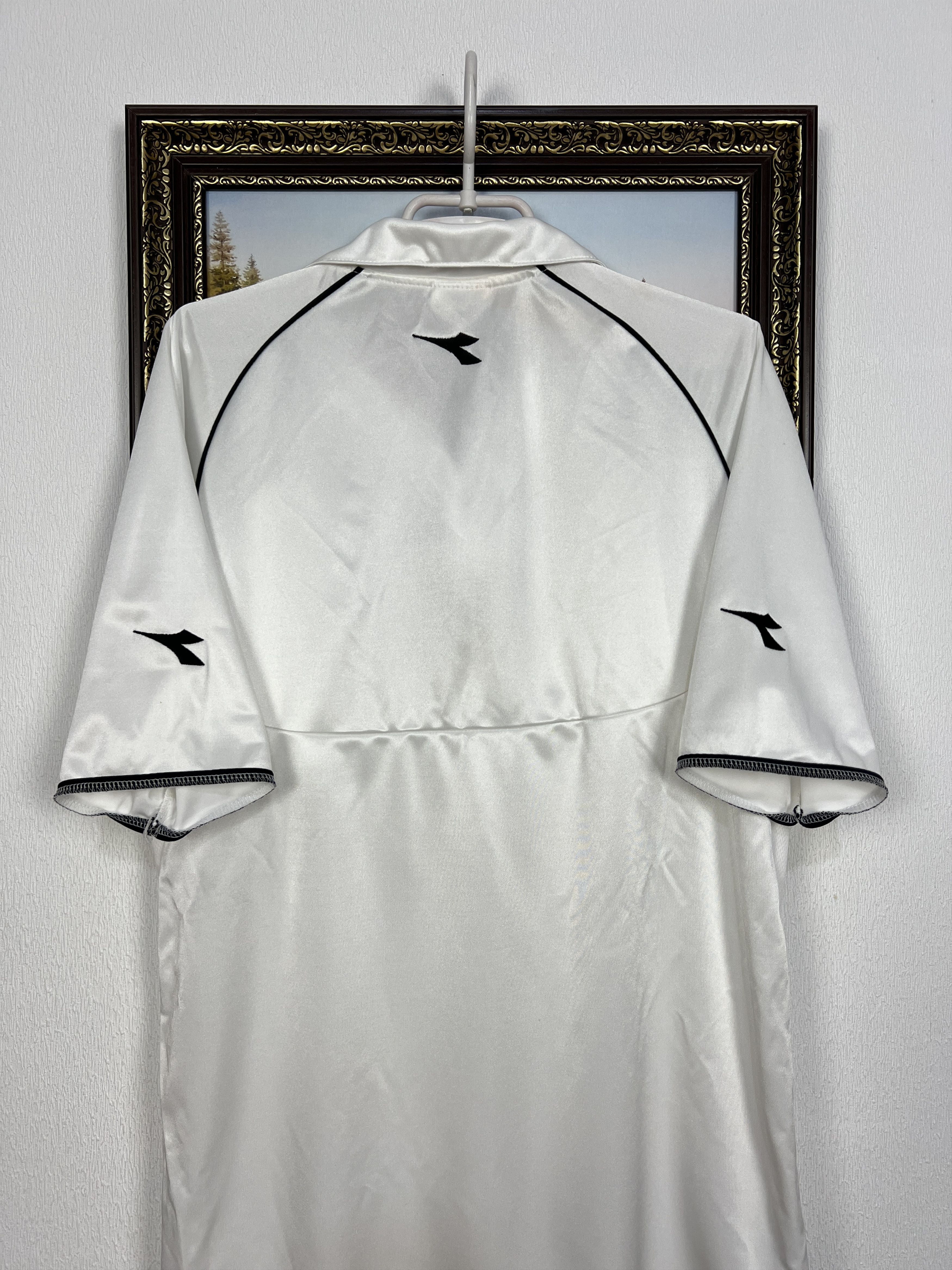 Diadora Vintage Diadora Football Referee White Shirt Soccer Jersey Size US L / EU 52-54 / 3 - 10 Thumbnail