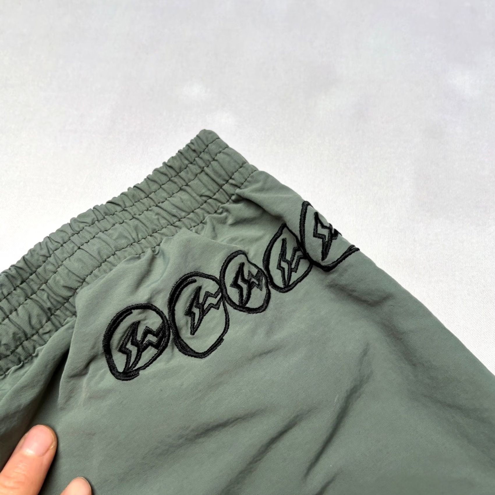 Travis Scott Travis Scott Cactus Jack Shorts Men's 2XL Multicolor Size US 39 - 6 Thumbnail