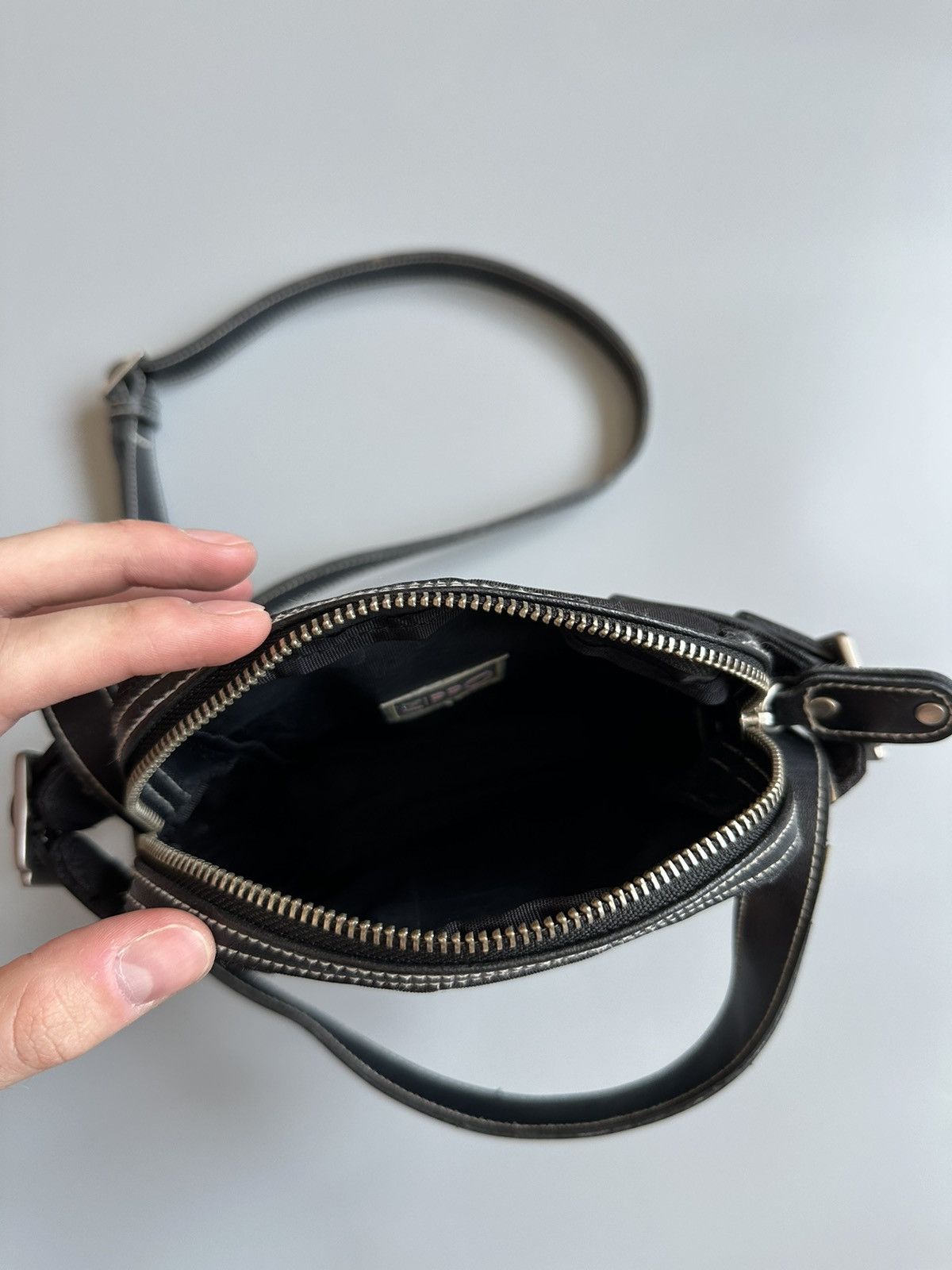 Vintage Vintage ZIPPO Crossbody Shoulder Black Bag Size ONE SIZE - 9 Thumbnail
