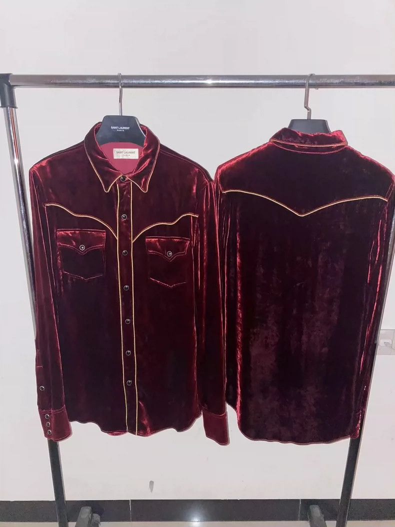 Saint Laurent Paris Saint Laurent Paris16 FW Red Velvet Gold Thread Court Shir Size US M / EU 48-50 / 2 - 1 Thumbnail