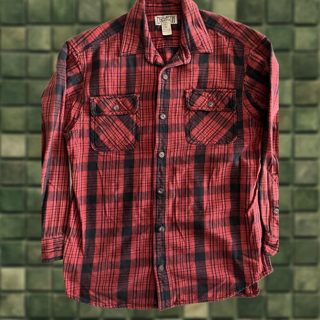 Duluth Trading Company Duluth Button-Down Shirt Men’s Medium Flannel Red Black Plaid Long Sleeve Button-Up Casual Fall Winter Relaxed Cotton Size US M / EU 48-50 / 2 - 1 Thumbnail