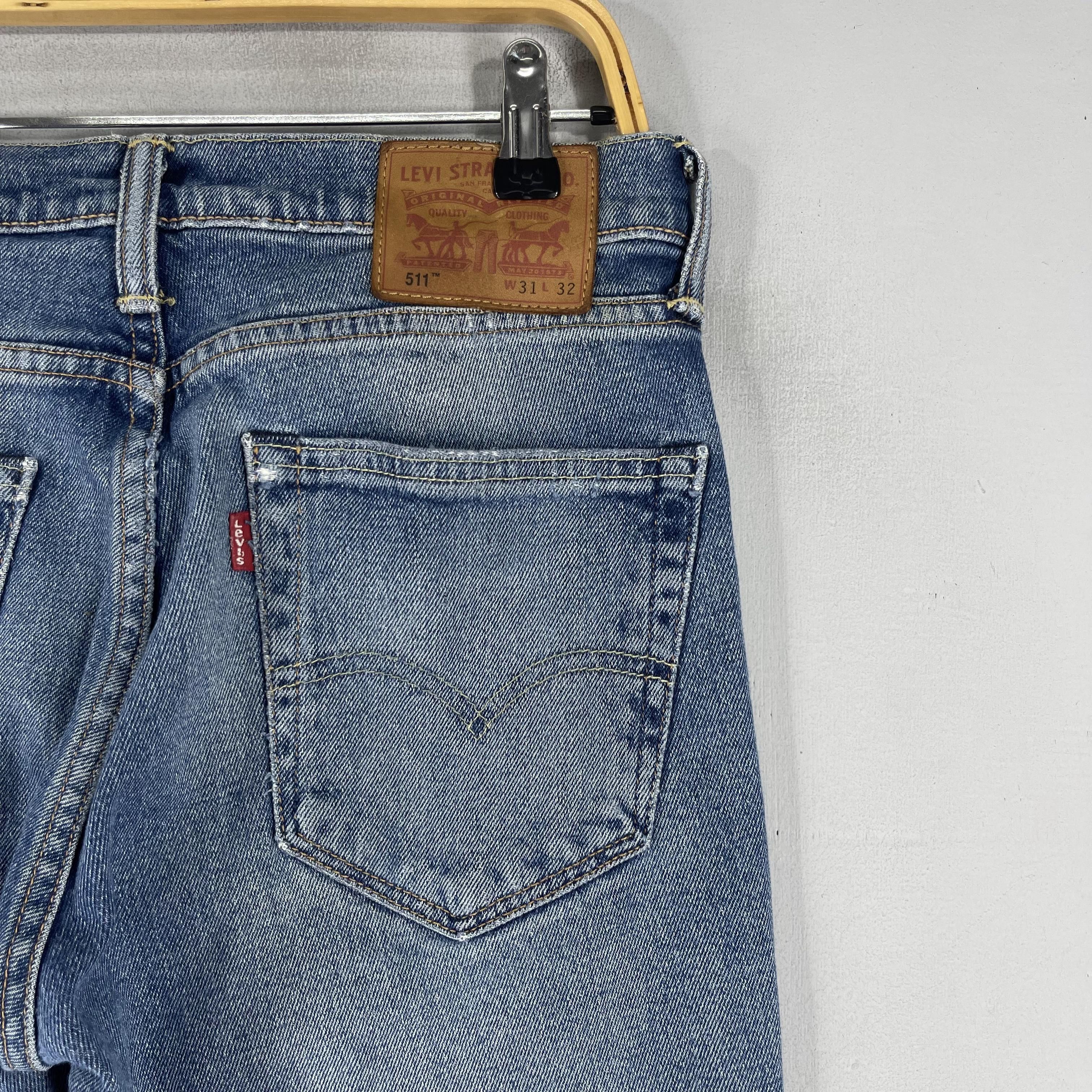 Levi's × Levi's Vintage Clothing Size 31 Vintage Levis 511 Distressed Medium Wash Jeans Size US 31 - 11 Thumbnail