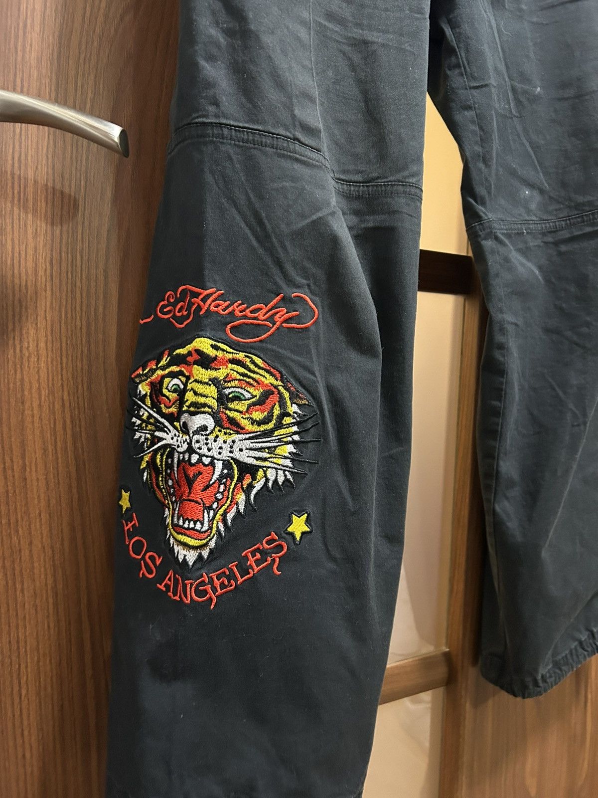 Ed Hardy vintage 2000’s Ed Hardy Roar Tiger Cargo Pants retro Y2K Size US 34 / EU 50 - 3 Thumbnail