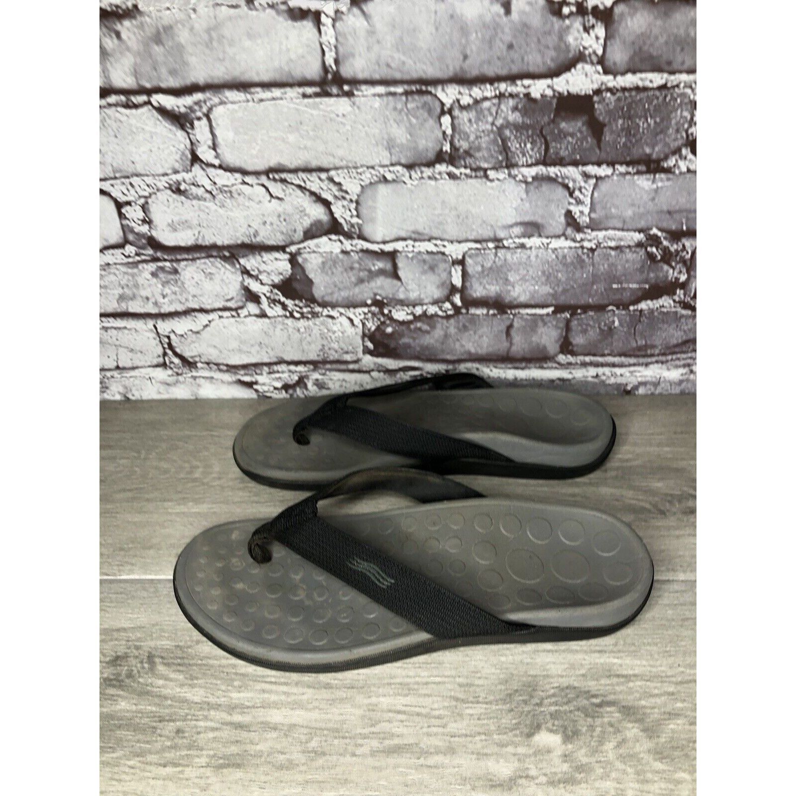 Other VIONIC Wave Black Toe Post Flip Flop Sandals Unisex Men Sz 8 Size US 8 / EU 41 - 7 Thumbnail