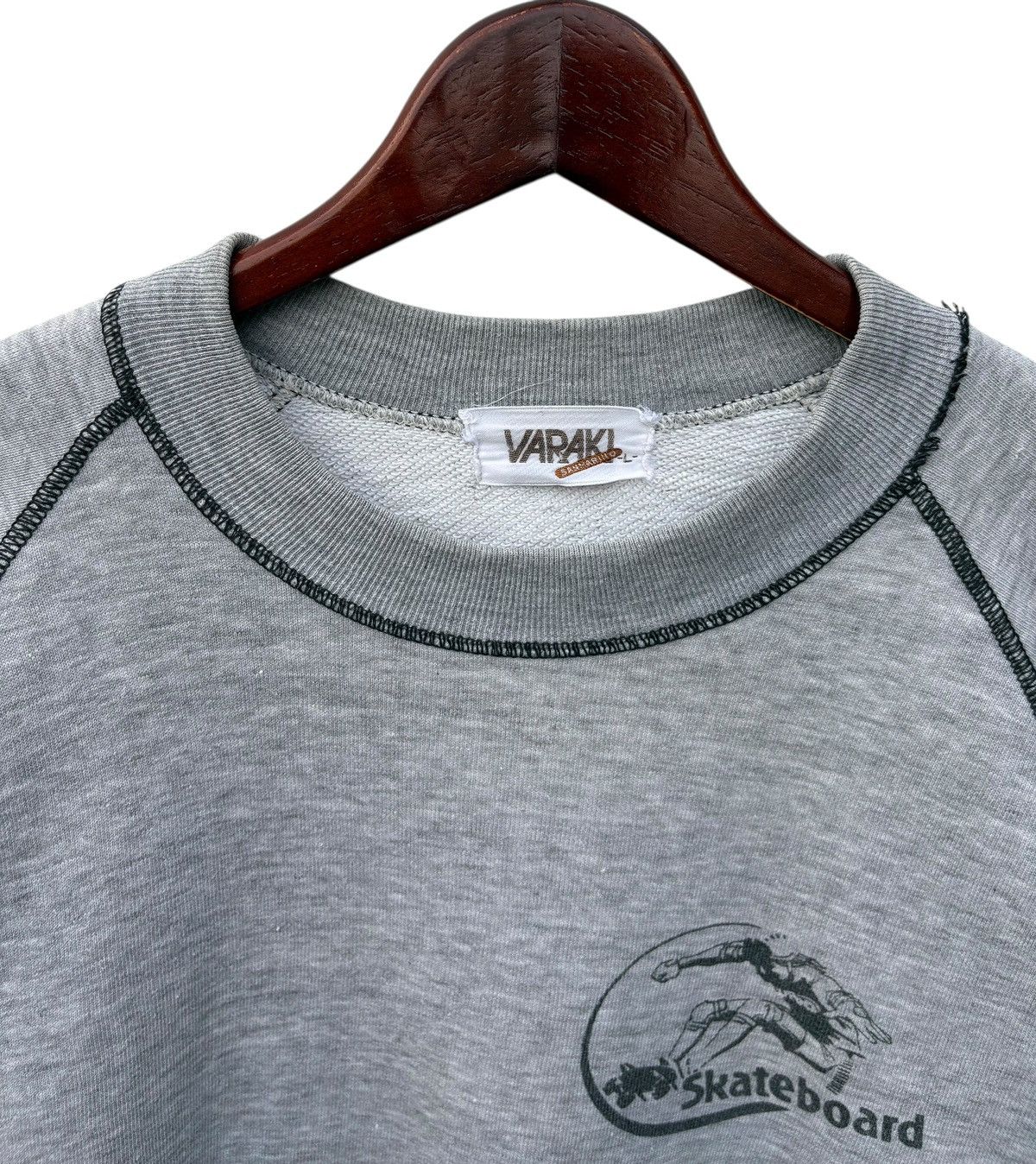 Vintage Vintage Skates Sweatshirt Skateboard Pullover Size US M / EU 48-50 / 2 - 3 Thumbnail