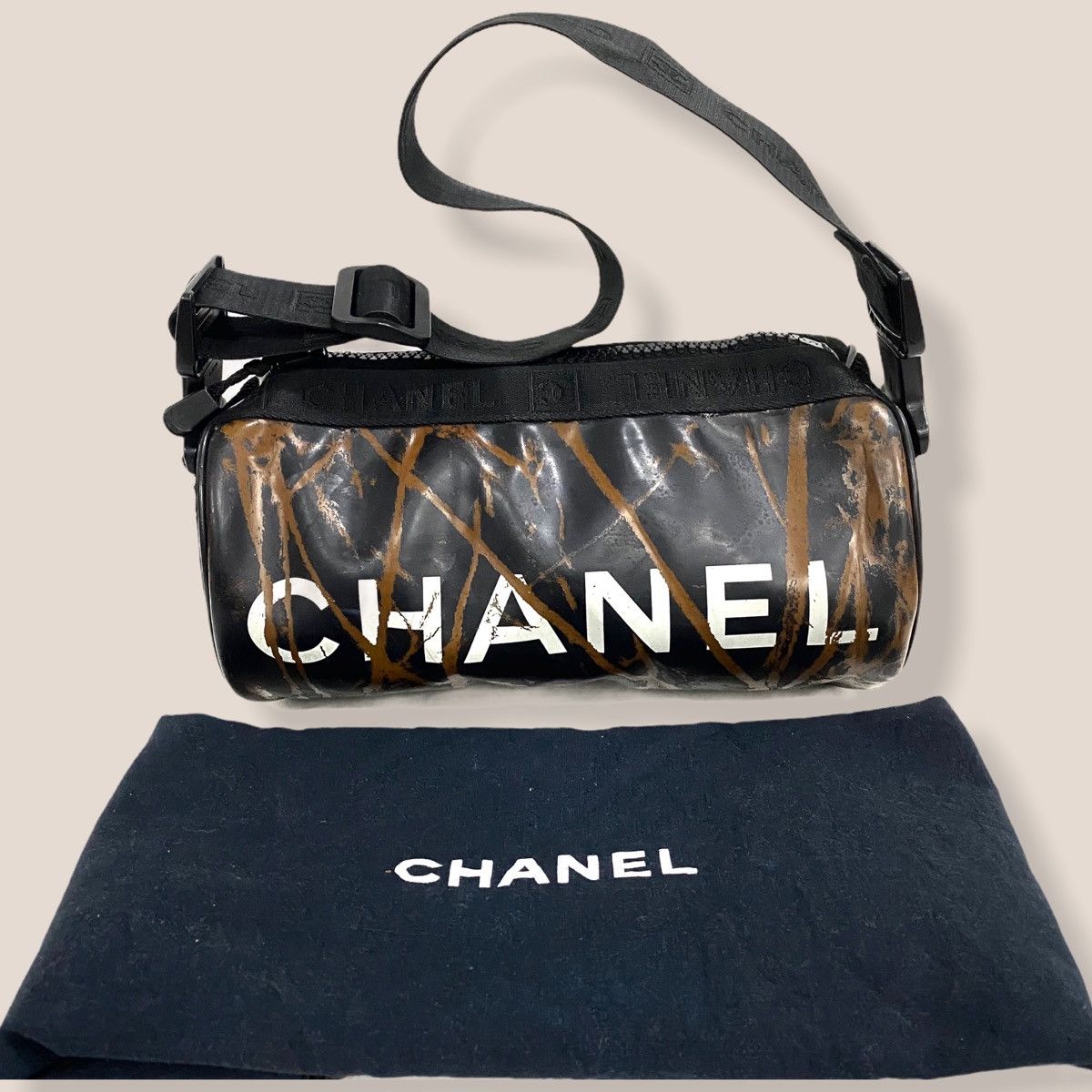 Chanel ‼️LASTDROP‼️AUTH. CHANEL BLACK PRINTED VINLY AND MESH CC SPORT Size ONE SIZE - 1 Thumbnail