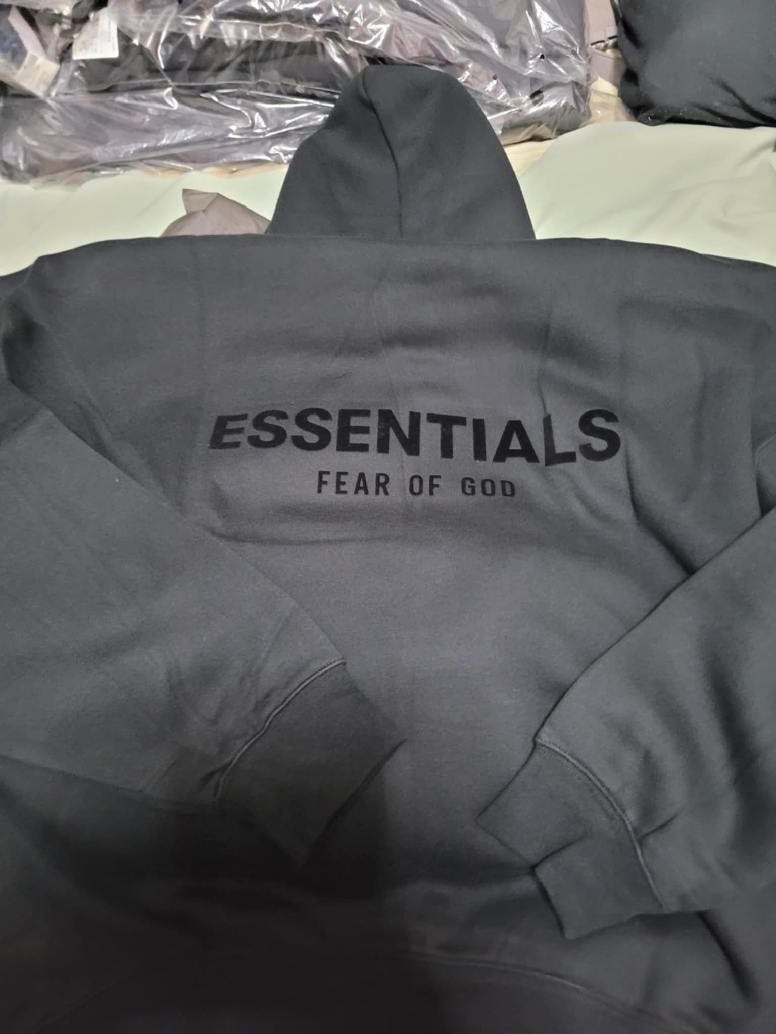 Fear of God sz L Fear of God Essentials Pullover Chest Logo stretch limo Size US L / EU 52-54 / 3 - 6 Thumbnail