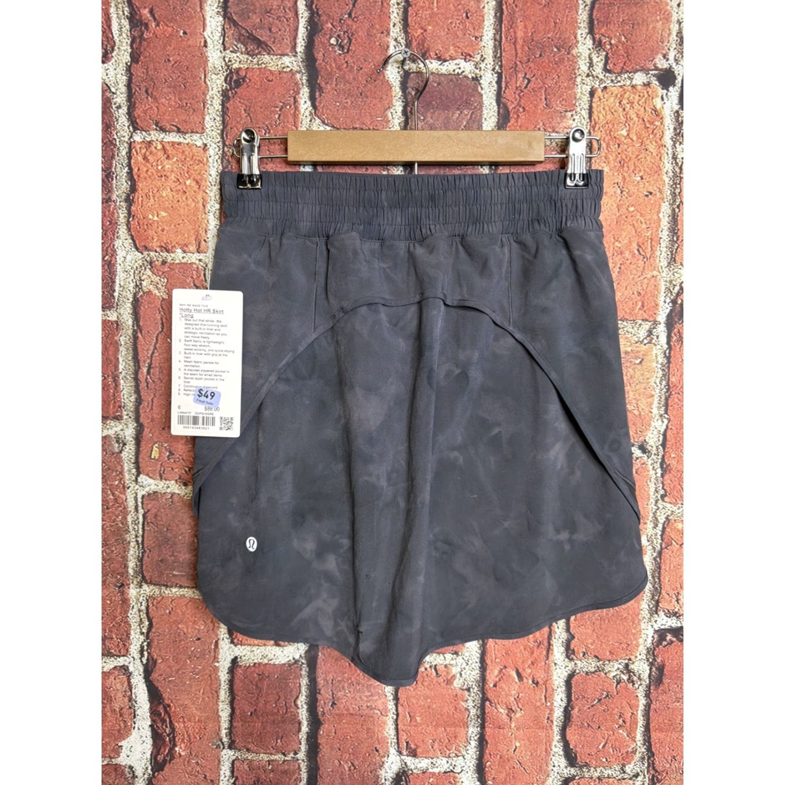 Lululemon Lululemon Skirt Womens 6 Athletic Short Marble Gray NWT Read HUD? Size 28" / US 6 / IT 42 - 3 Thumbnail