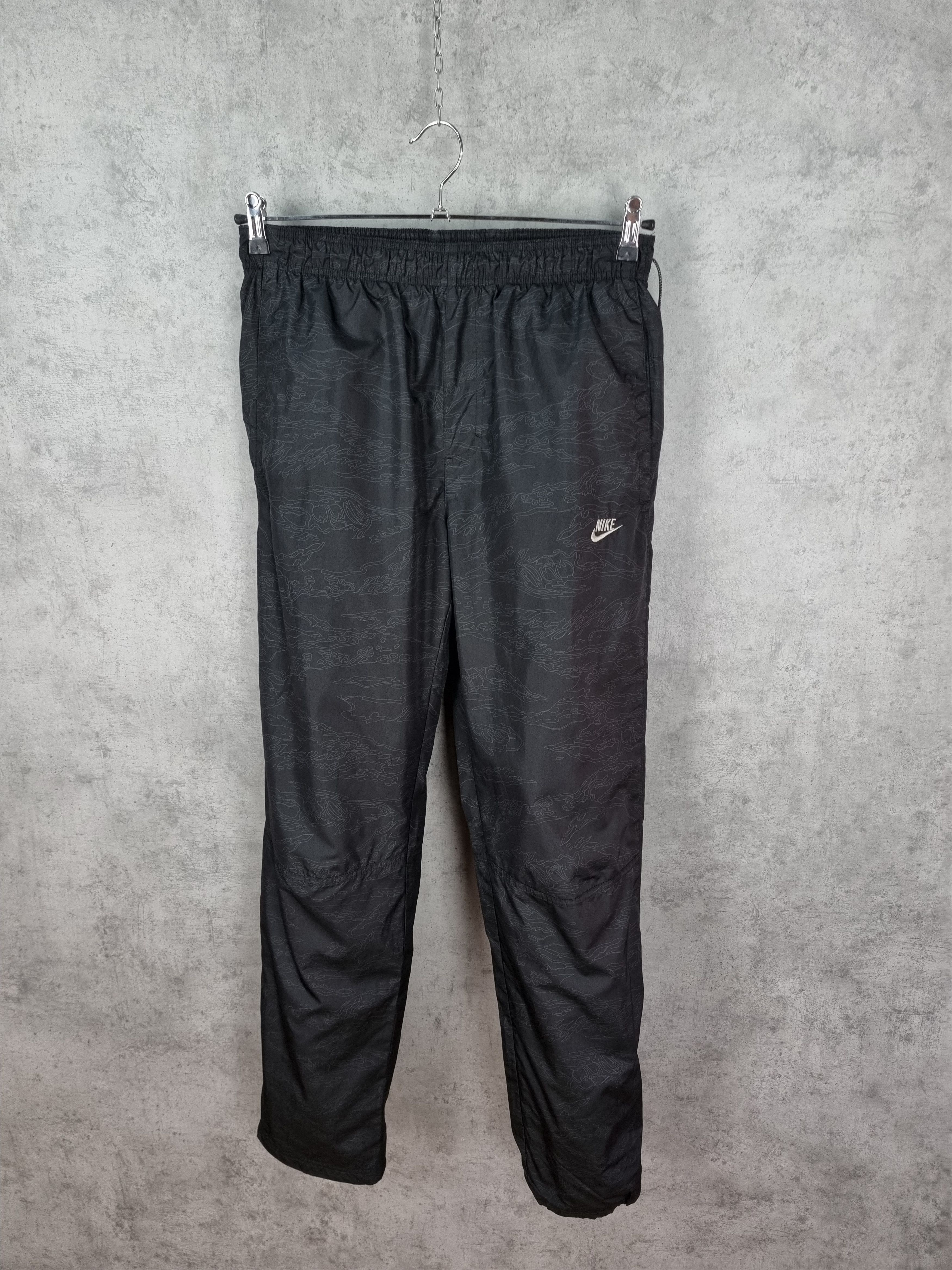 Nike × Vintage 90s Nike Abstract Lines Design Nylon Sport Pant Size US 31 - 20 Thumbnail