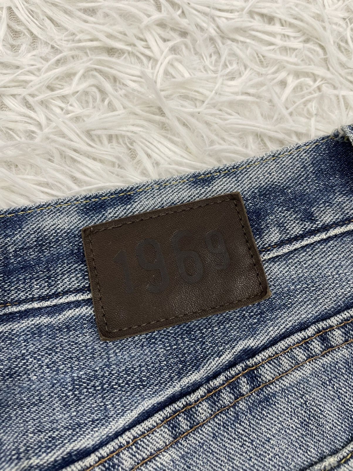 Gap Gap 1969 Regular Fit Straight Jeans Pant Size US 28 / EU 44 - 9 Thumbnail