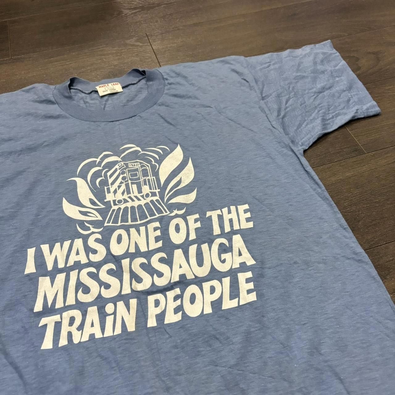 Designer Vintage I Was One Of Mississauga Train People T Shirt 70s Size US S / EU 44-46 / 1 - 2 Thumbnail