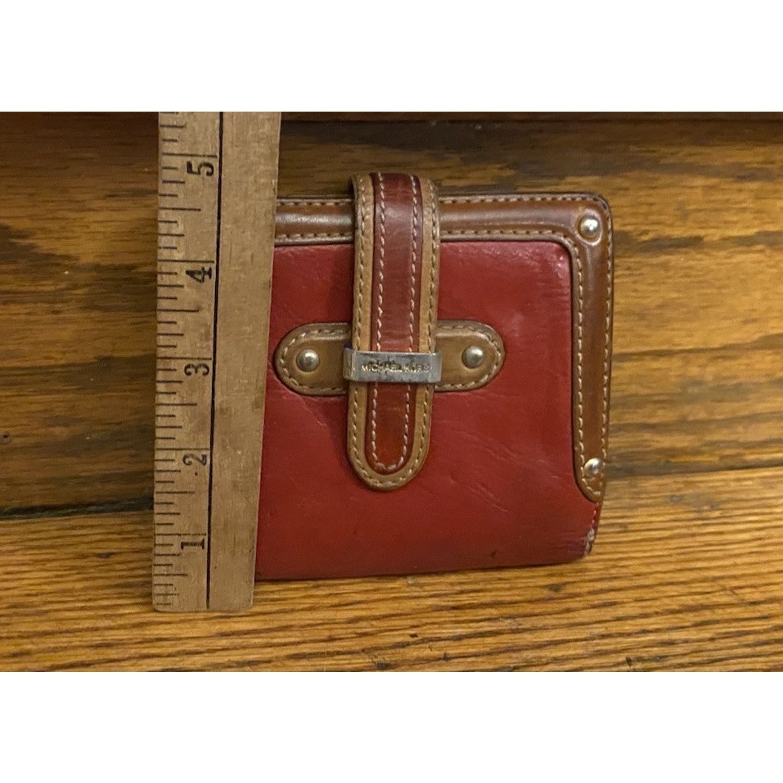 Michael Kors Vintage Michael Kors Trifold Wallet Red Leather Brown Snap Size ONE SIZE - 5 Thumbnail