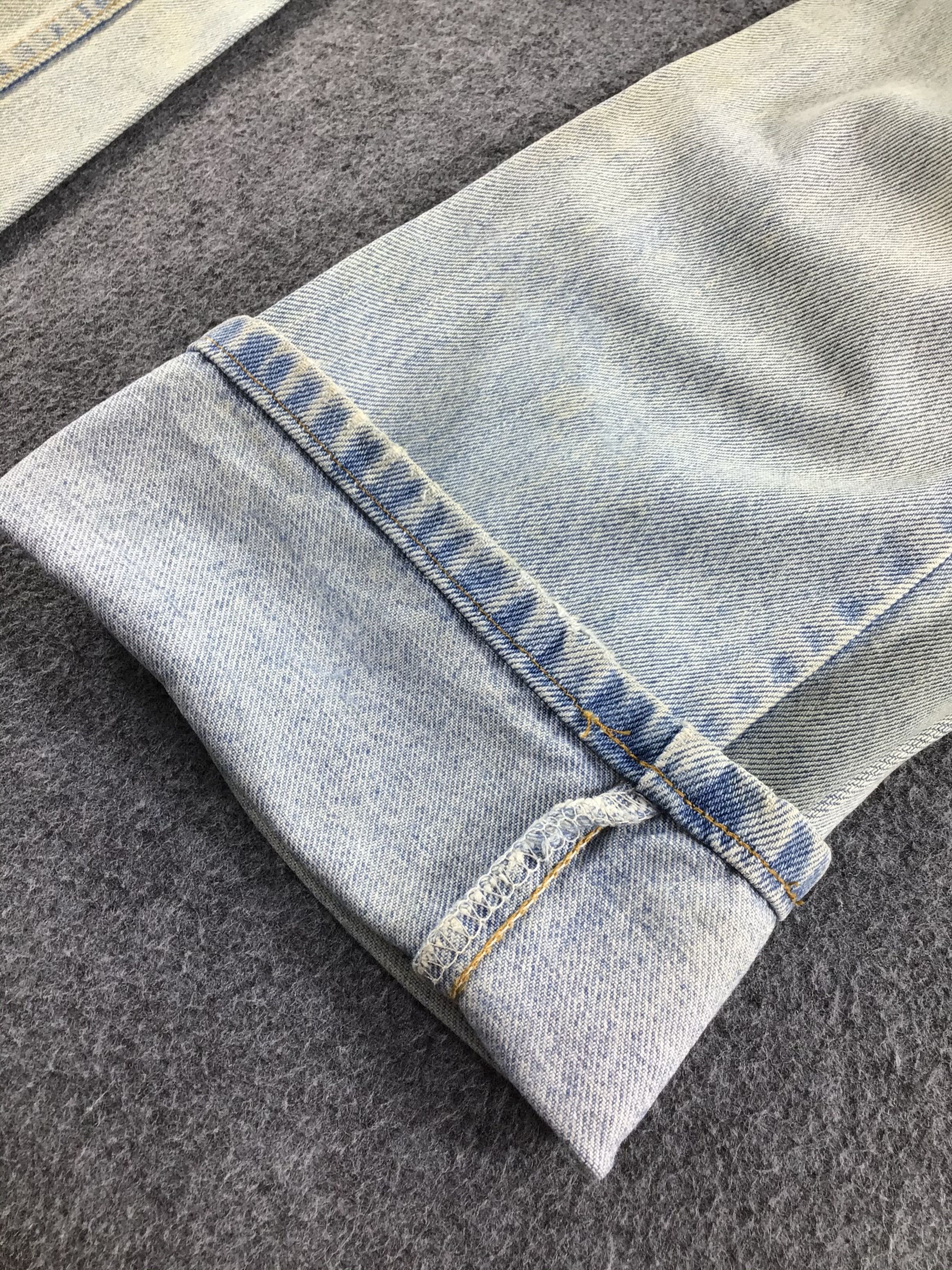 Levi's × Vintage Vintage Levis 505 Light Wash Jeans-JM113 Size US 33 - 7 Thumbnail