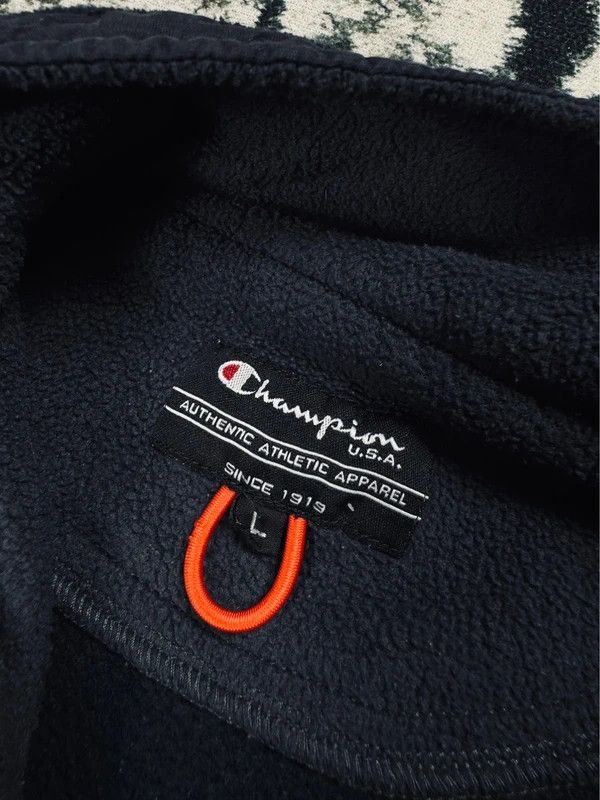 Champion Polar Champion vintage usa logo black L Size US L / EU 52-54 / 3 - 4 Thumbnail