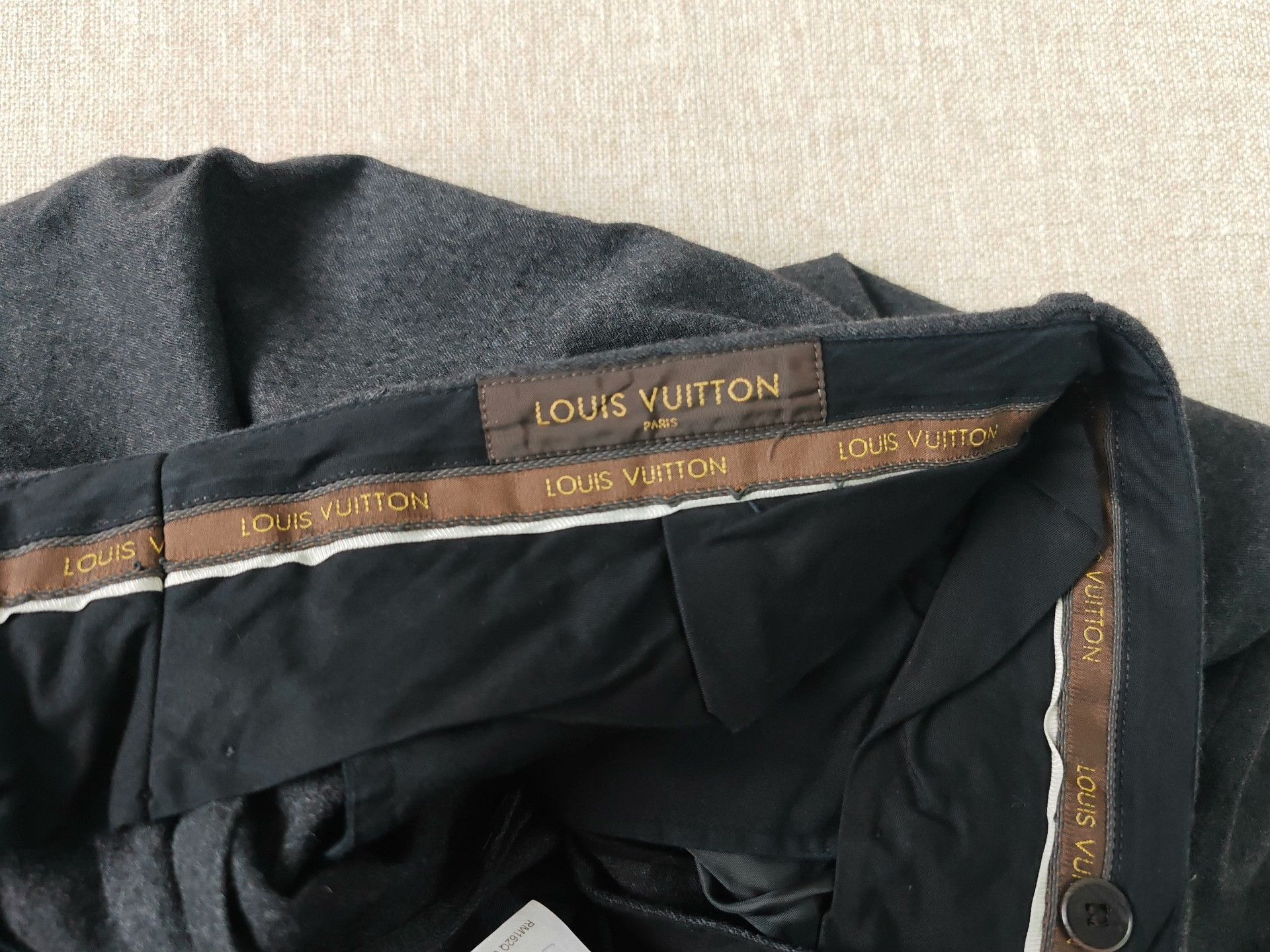 Louis Vuitton Louis Vuitton Men's Wool Trousers. Size US 26 / EU 42 - 4 Thumbnail