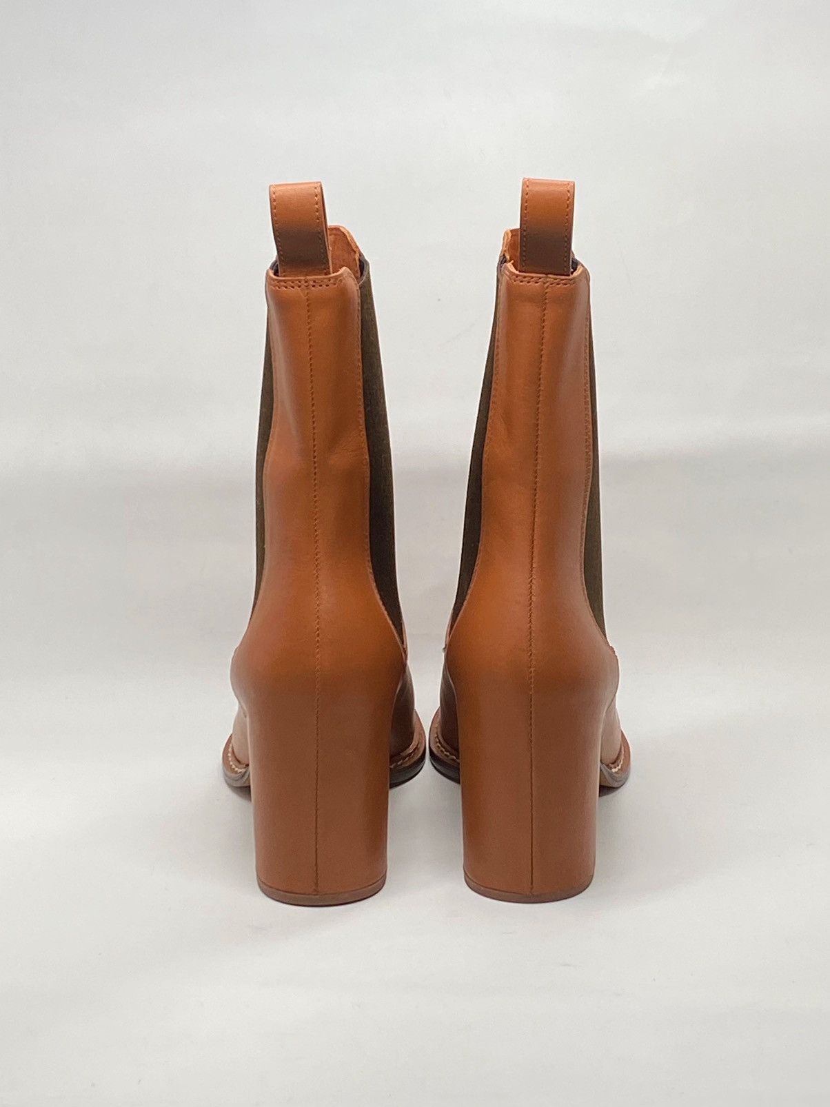 Ulla Johnson Ulla Johnson Taryn 70MM Leather Chelsea Booties size 38.5 Size US 8.5 / IT 38.5 - 6 Thumbnail