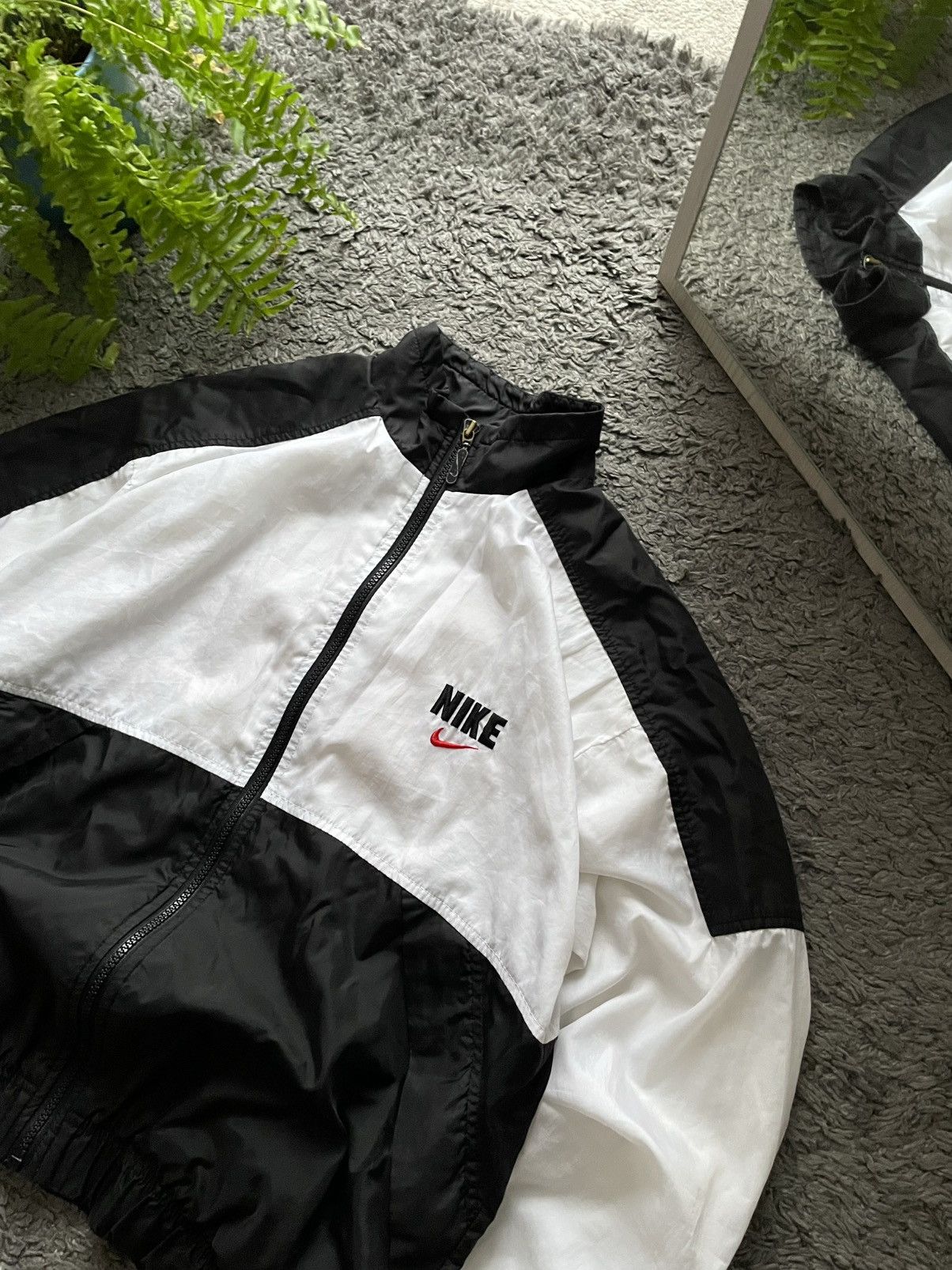 Nike × Vintage 90s Nike Vintage Light Jacket Streetwear Big Logo Swoosh Y2k Size US S / EU 44-46 / 1 - 11 Thumbnail