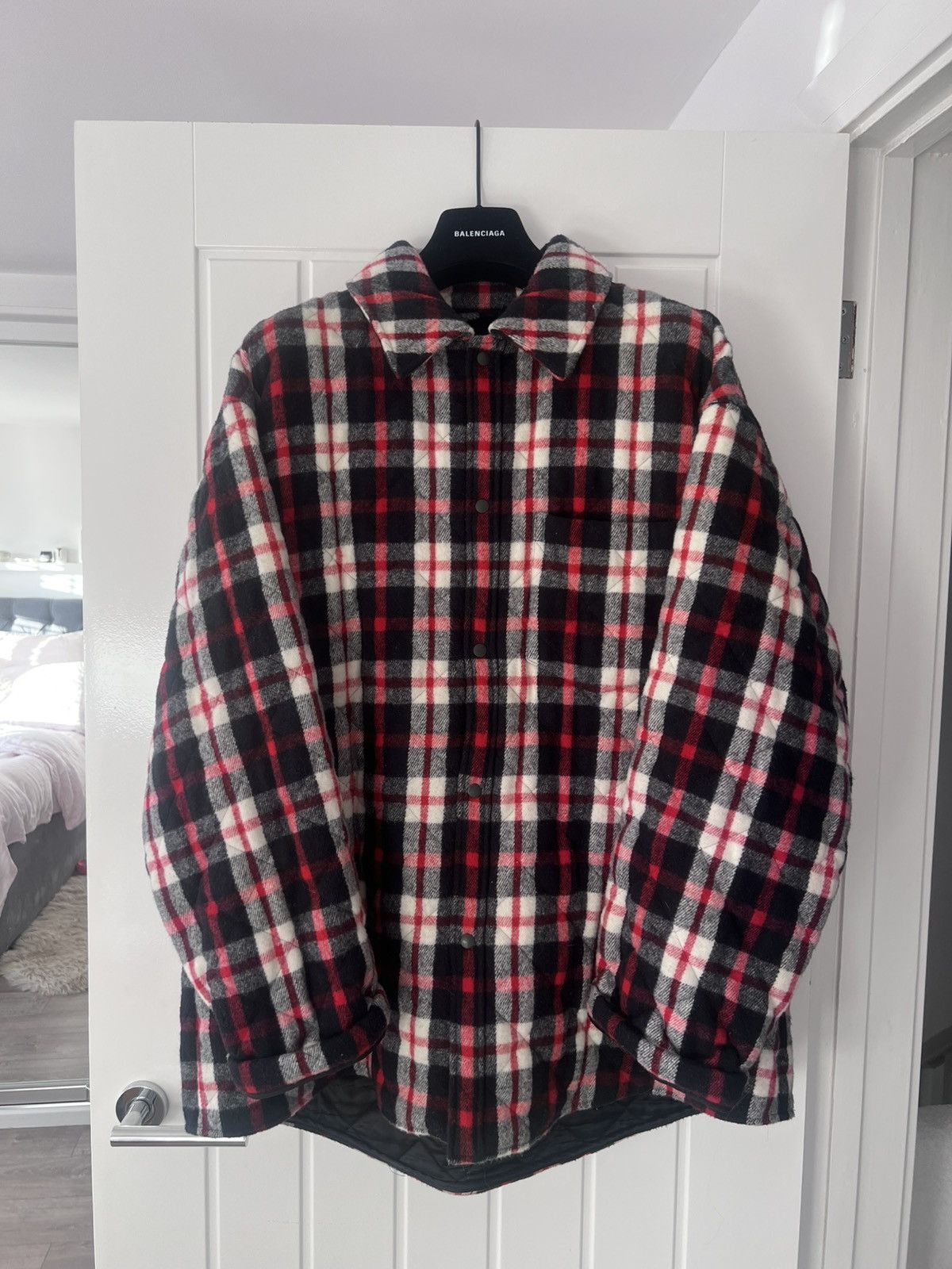 Balenciaga Balenciaga Oversized Quilted Checked Coat Size US S / EU 44-46 / 1 - 1 Thumbnail