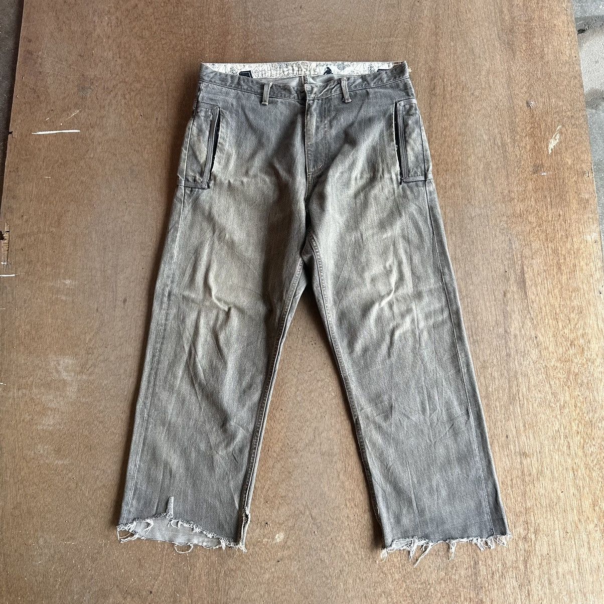 image of Avant Garde x Revolve Heatrevolver Jean Blackwash Baggy Hiphop Rapper Denim Pant, Men's (Size 33)