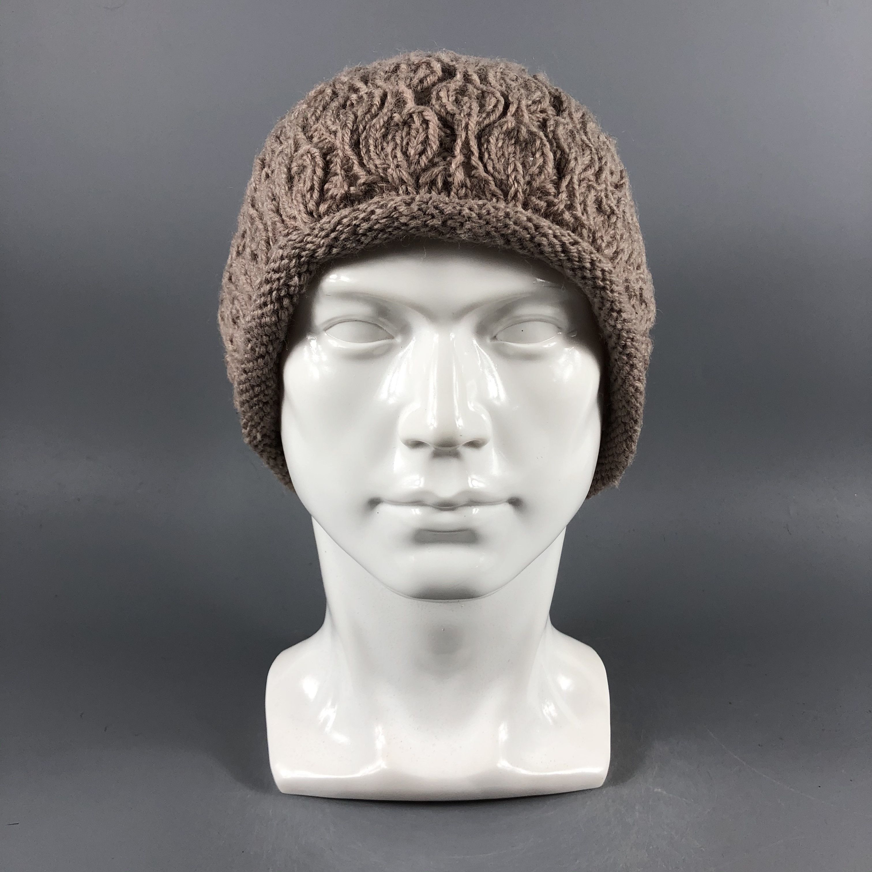 image of Vintage Womens Knit Beanie Snow Hat Snow Cap -D1258