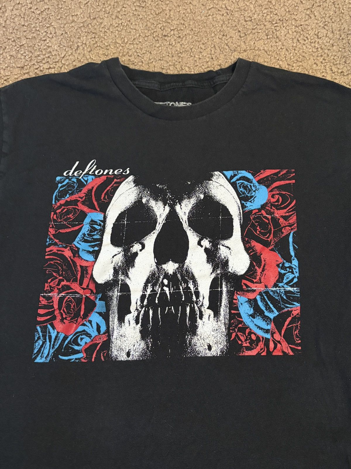Other Deftones Skull Roses Shirt Size Large Black Short Sleeve Size US L / EU 52-54 / 3 - 1 Thumbnail