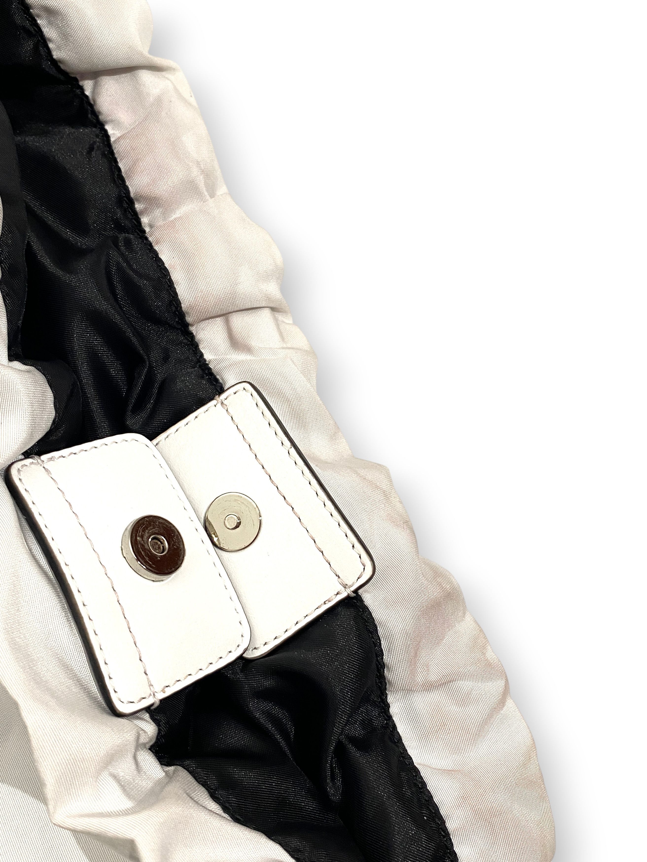 Alexander McQueen Alexander McQueen White Graffiti Logo Bundle Crossbody Bag Size ONE SIZE - 13 Thumbnail
