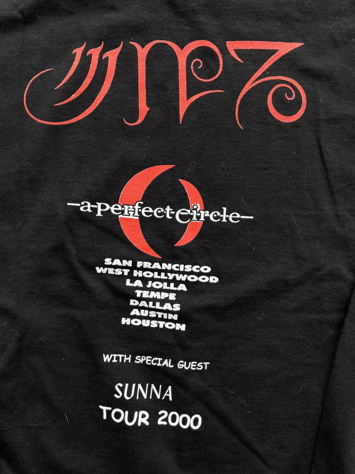 Band Tees RARE A perfect circle sunna tour band tee vintage 2000s Size US XL / EU 56 / 4 - 5 Thumbnail