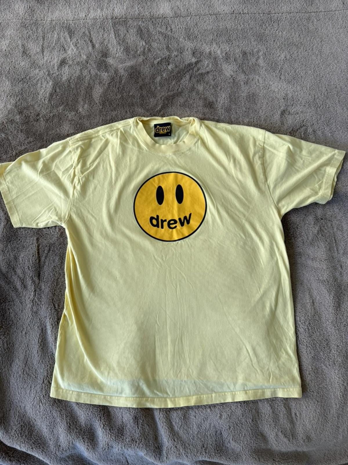 Drew House Drew House Yellow Smiley Face T-Shirt Size Large Size US L / EU 52-54 / 3 - 1 Thumbnail
