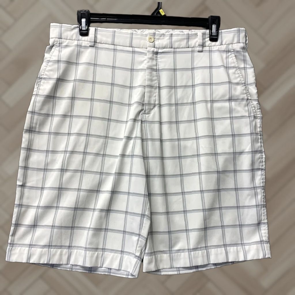 Nike Nike Shorts Mens 36 Adult Golf Athletic Outdoors Pockets Button Check / 108-3 Size US 36 / EU 52 - 1 Thumbnail