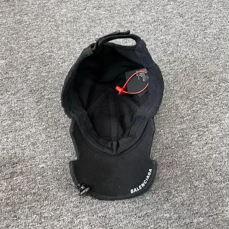 Balenciaga Balenciaga Heavy Piercing Baseball Cap-2507 Size ONE SIZE - 3 Thumbnail