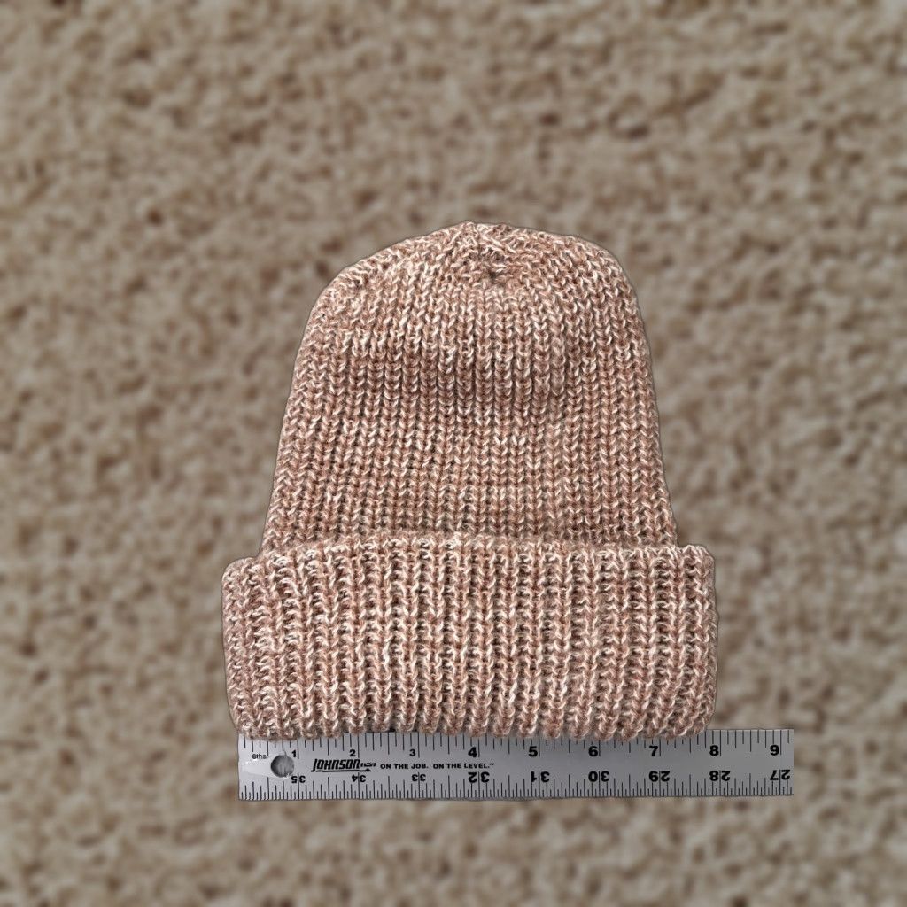 Vintage Beanie Toque Adult One Size Pink White Knit Acrylic Blend Snow Winter Ski Beanie Toque Adult One Size Pink White Knit Acrylic Blend Snow Winter Ski Size ONE SIZE - 1 Thumbnail
