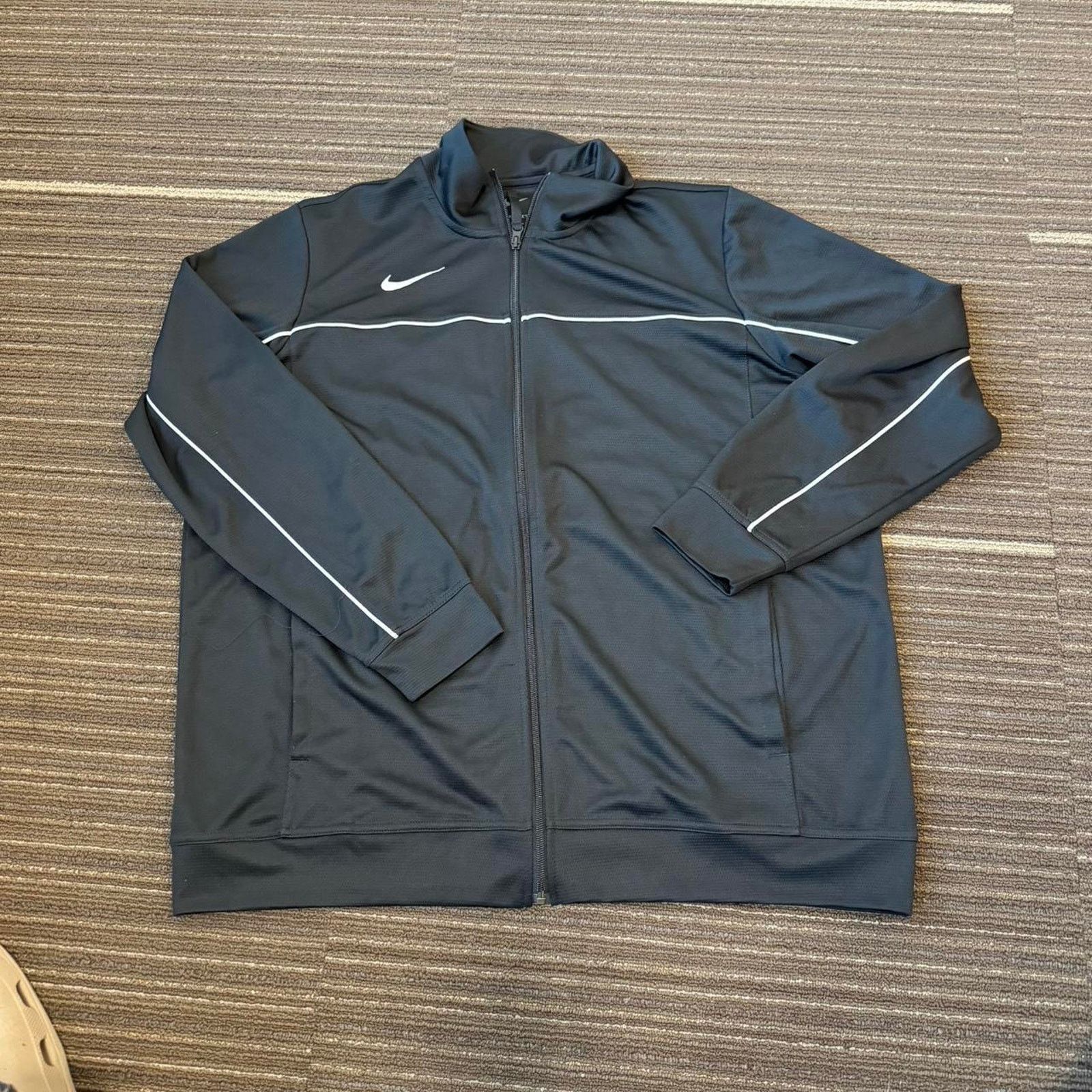 Nike Modern Nike black and white zip-up Dry Fit jacket Size US XL / EU 56 / 4 - 1 Thumbnail