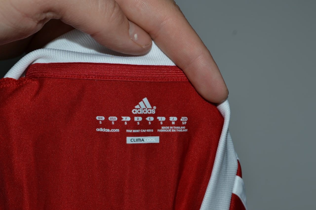 Adidas × F.C. Real Bristol × Vintage Adidas FC Bristol City Black Thorn Shirt Size S Size US S / EU 44-46 / 1 - 7 Thumbnail