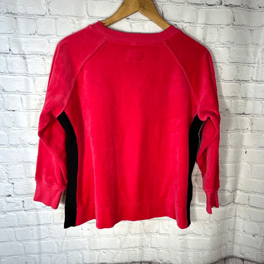 Vintage Tuckernuck Shirt Womens XS Hot Pink Velour Maggie Pullover Crewneck Boxy Fit Pink Ribbon Trim Women XS Velour Pullover Shirt Size XS / US 0-2 / IT 36-38 - 4 Thumbnail
