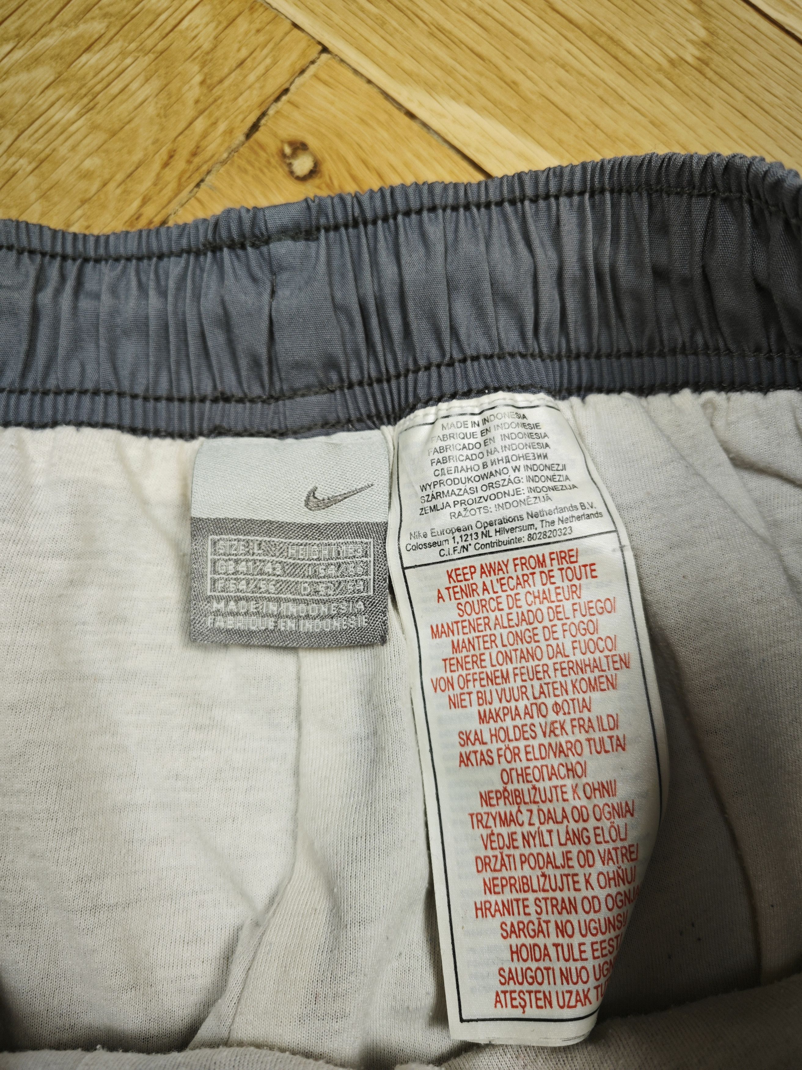 Nike Nike vintage track pants Size US 34 / EU 50 - 5 Thumbnail