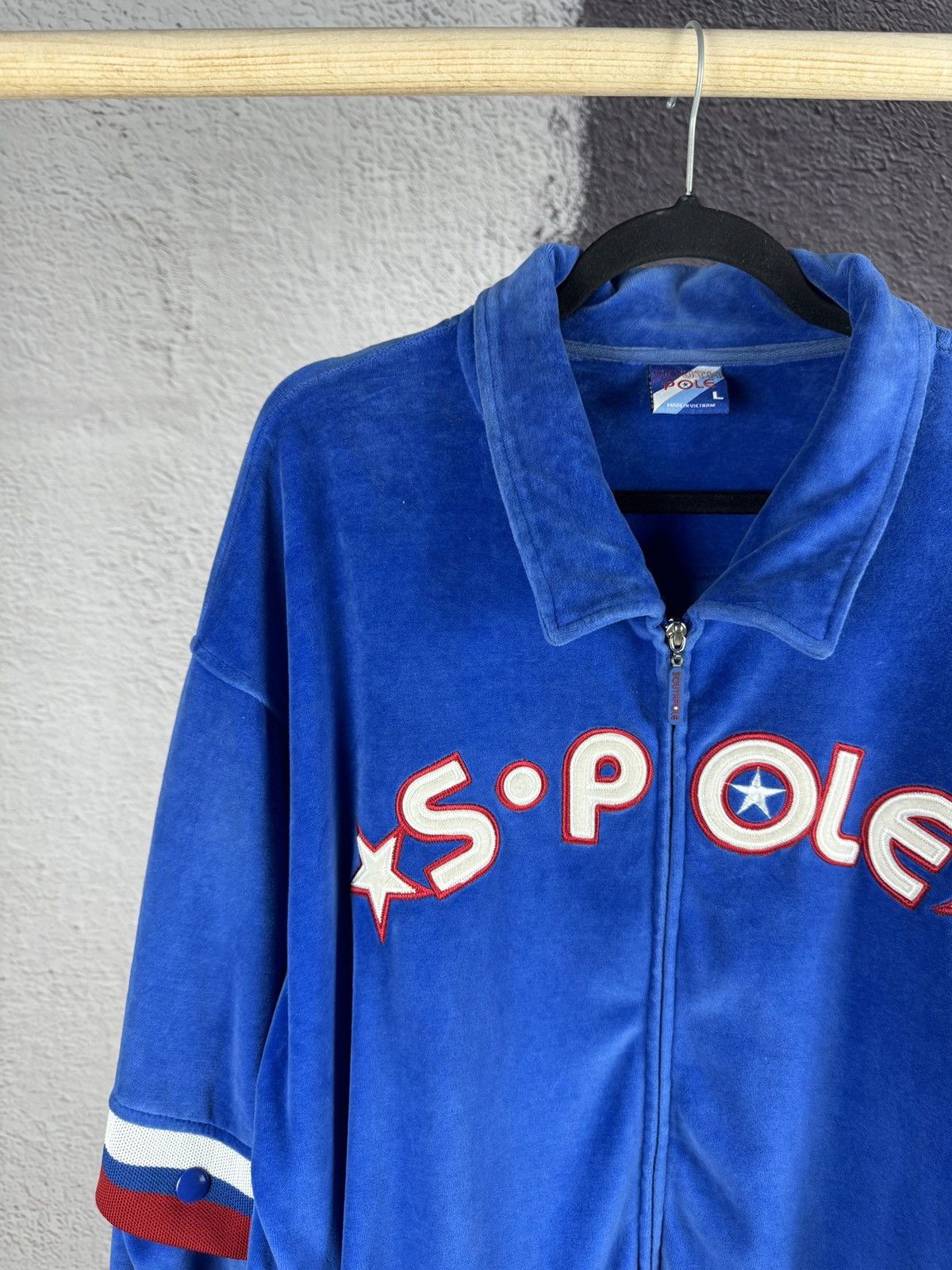 Southpole SouthPole vintage big logo basketball button sleeve jacket Size US L / EU 52-54 / 3 - 3 Thumbnail