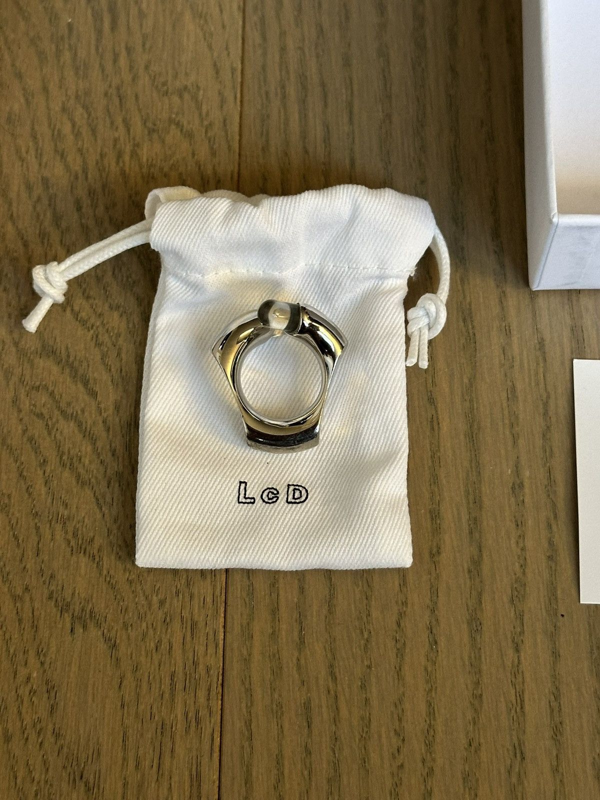 Lorette Cole Duprat SSENSE Exclusive White Palladium Plated & Resin Ring Size 8 Size ONE SIZE - 1 Thumbnail