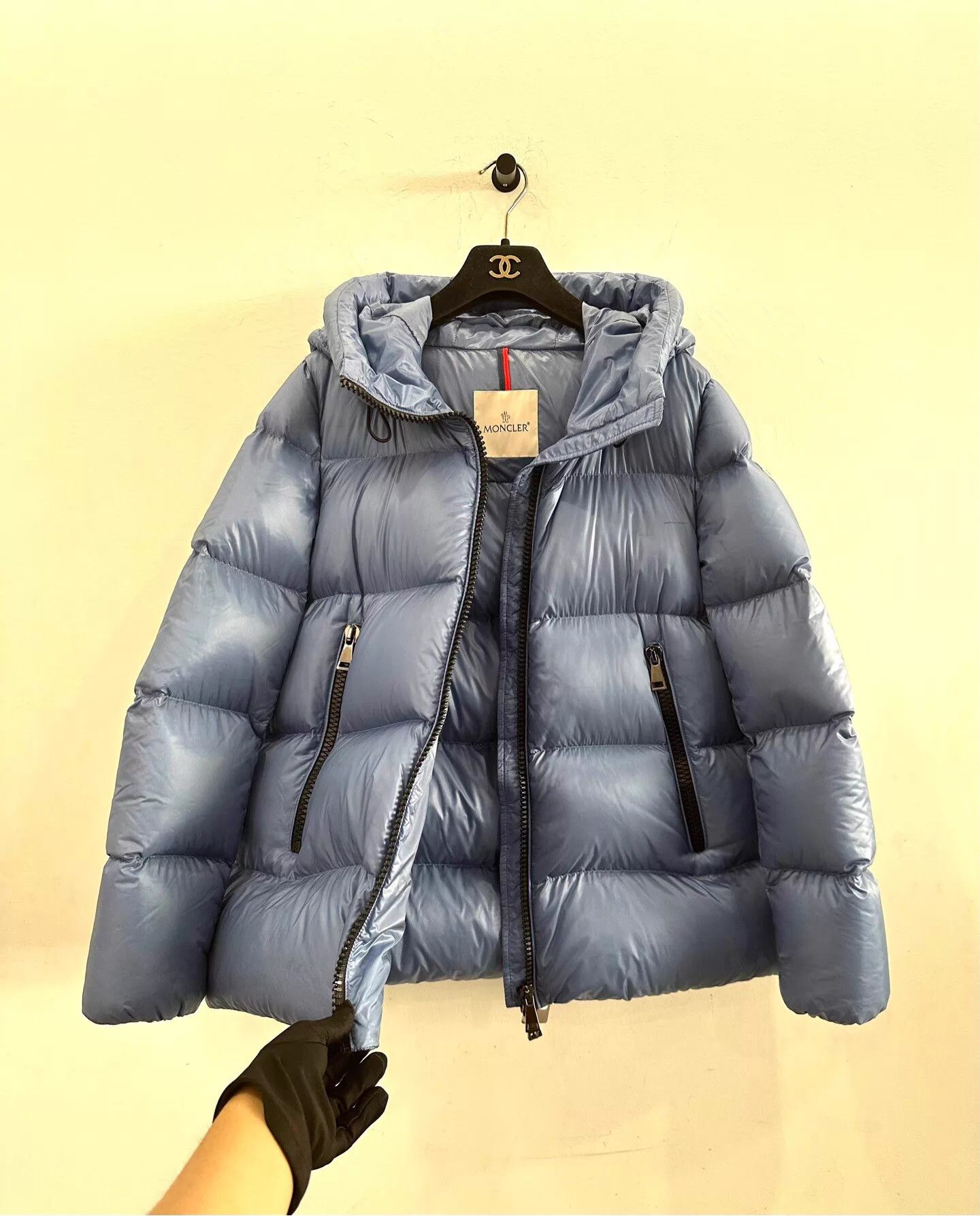 Moncler Moncler Seritte Women's Blue Side Logo Down Coat Size XS / US 0-2 / IT 36-38 - 4 Thumbnail