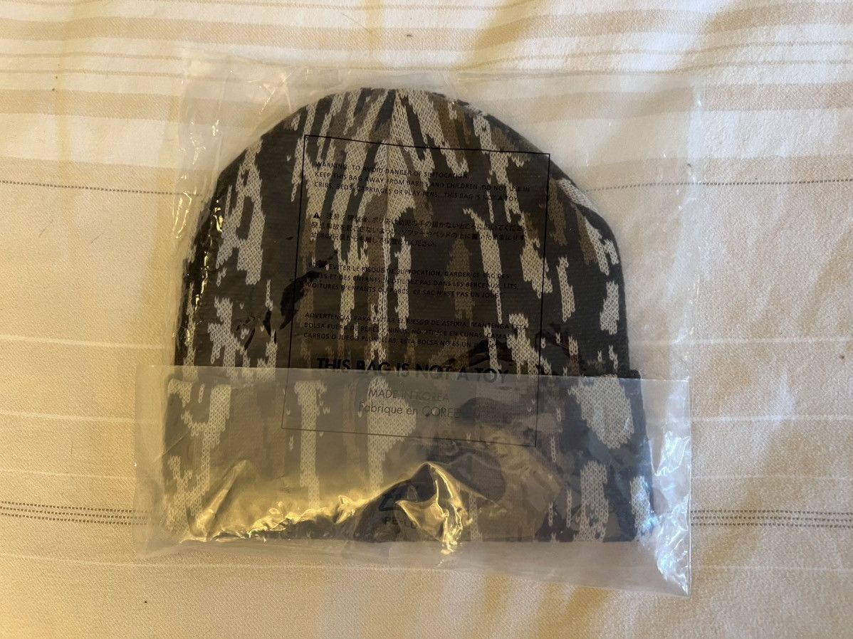 Palace Palace Hardware Woven Logo Beanie Cuffed Hat Knit Cap Camo Size ONE SIZE - 4 Thumbnail