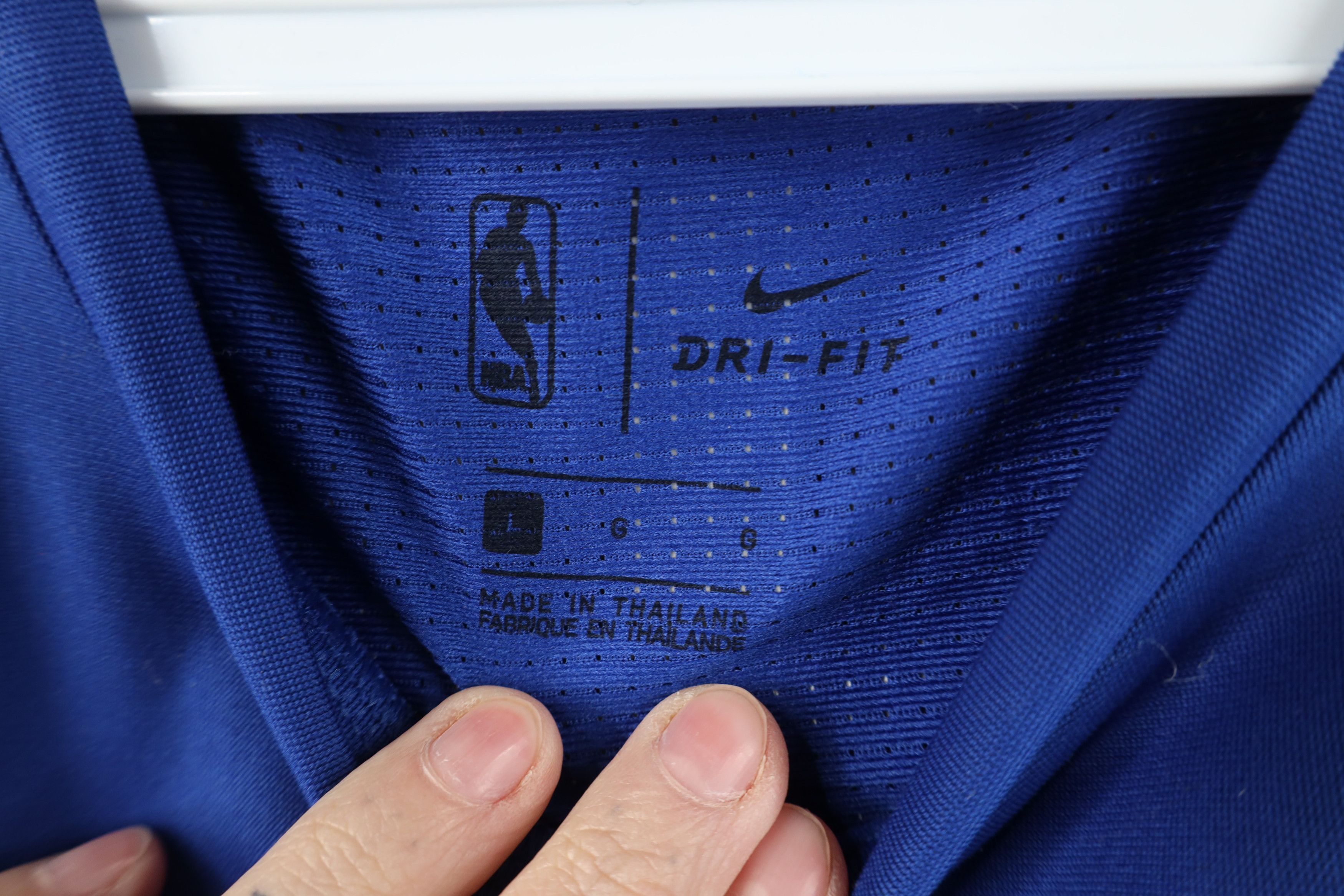 Nike Nike NBA Authetnics Detroit Pistons Basketball T-Shirt Size US L / EU 52-54 / 3 - 9 Thumbnail