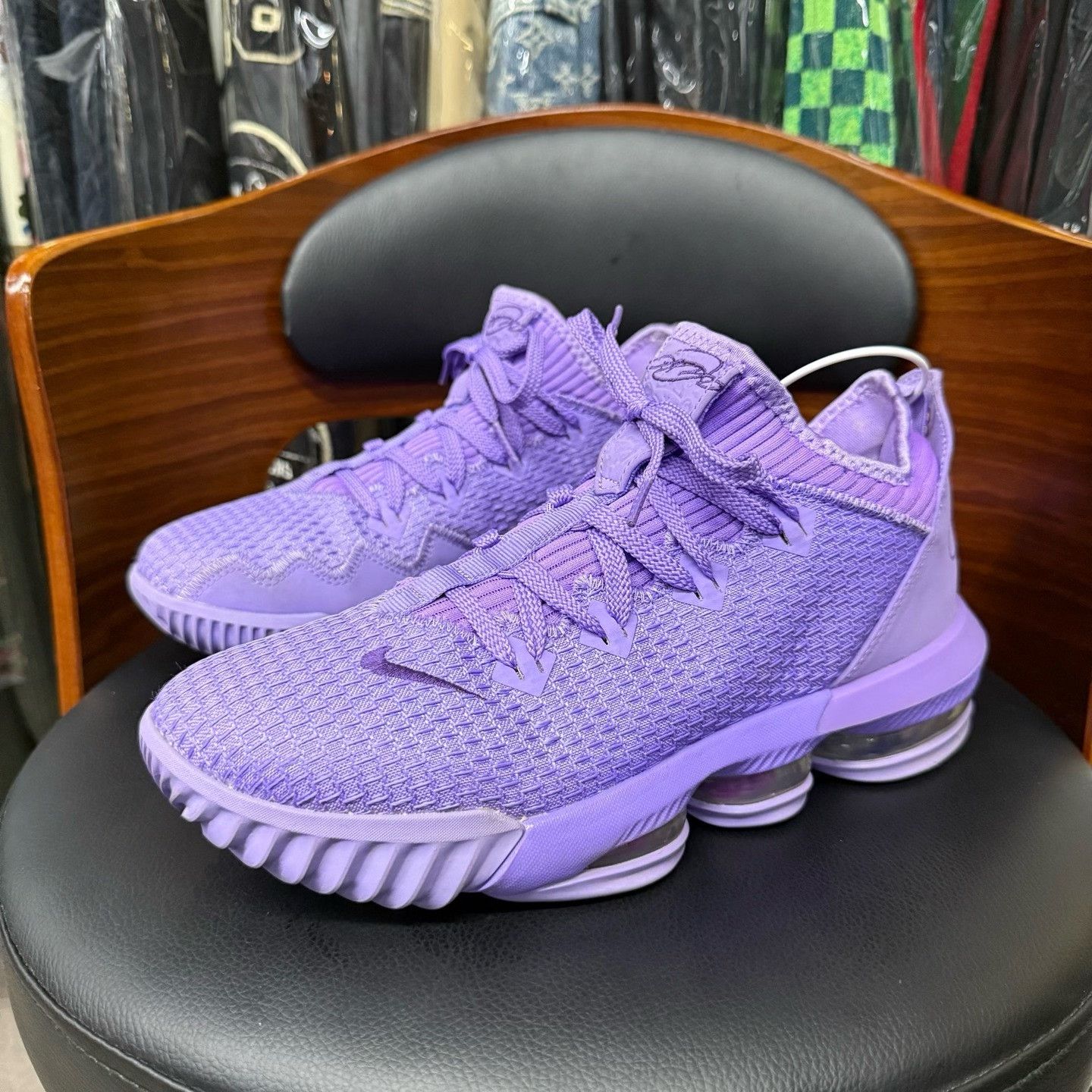 Nike Nike LEBRON16 Purple Lowtop Sneakers 41 Men Size US 8.5 / EU 41-42 - 1 Thumbnail