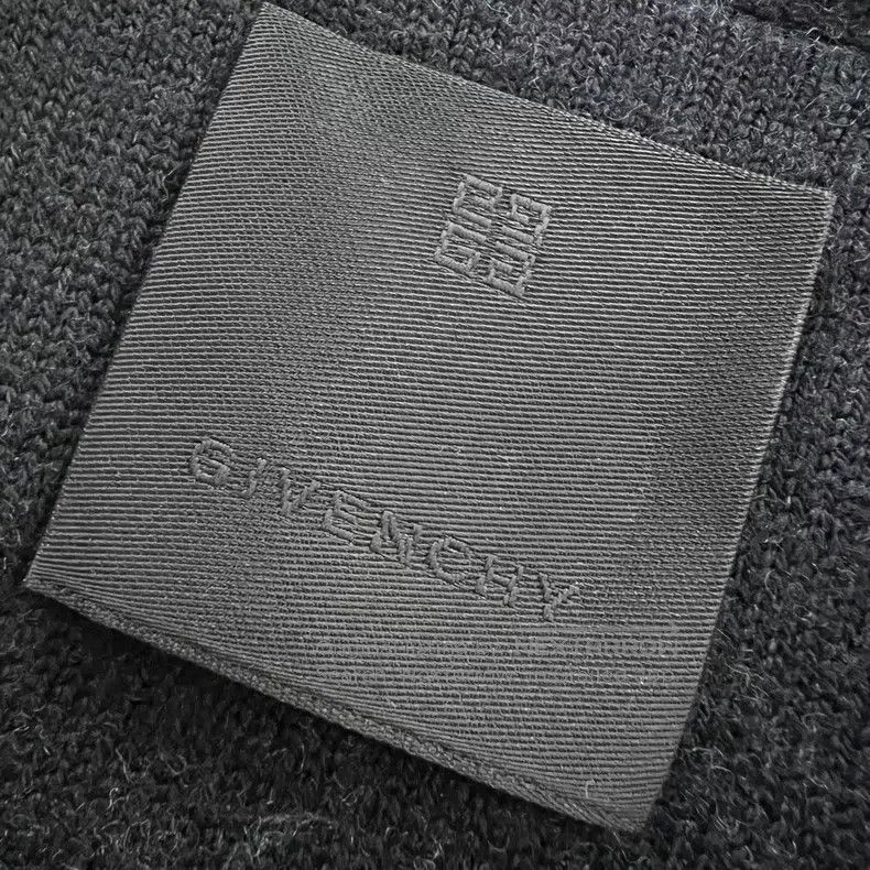 Givenchy Givenchy Ombre embossed textured knit sweater Size US XXL / EU 58 / 5 - 3 Thumbnail