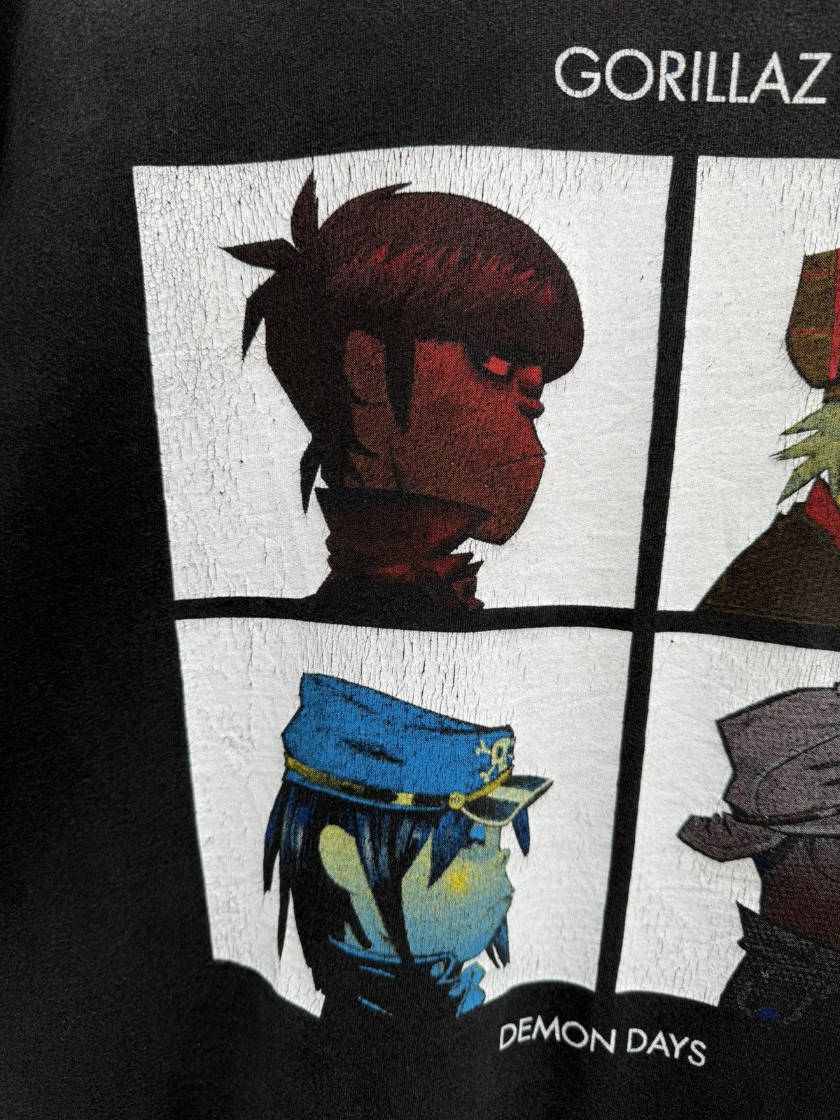 Band Tees 💥RARE💥 Vintage 2000s GORILLAZ “Demon Days” Sunfaded XL Tee Size US XL / EU 56 / 4 - 5 Thumbnail