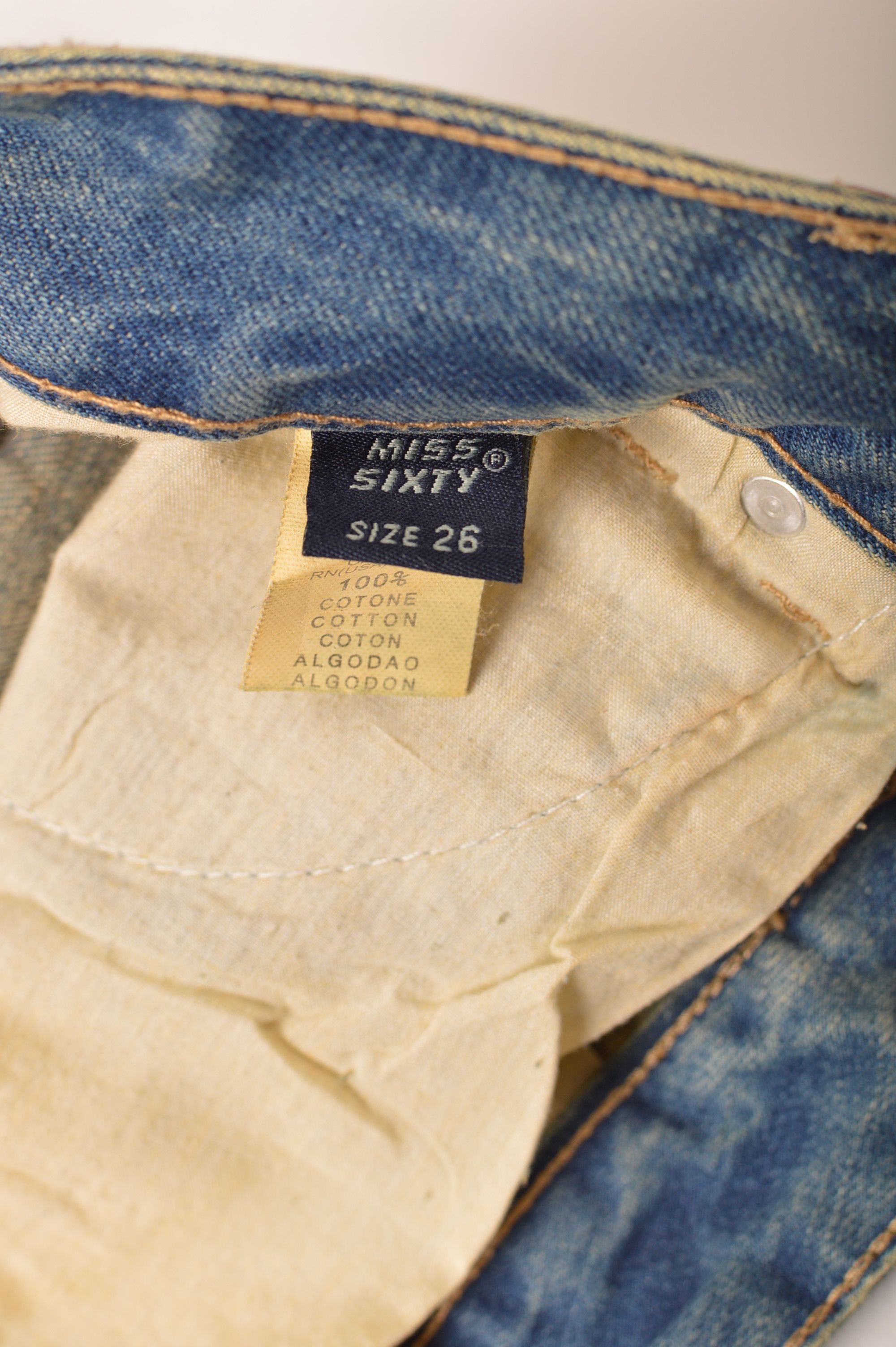 Miss Sixty × Vintage Miss Sixty Collection Vintage Distressed Denim Shorts Size 26" / US 2 / IT 38 - 5 Thumbnail