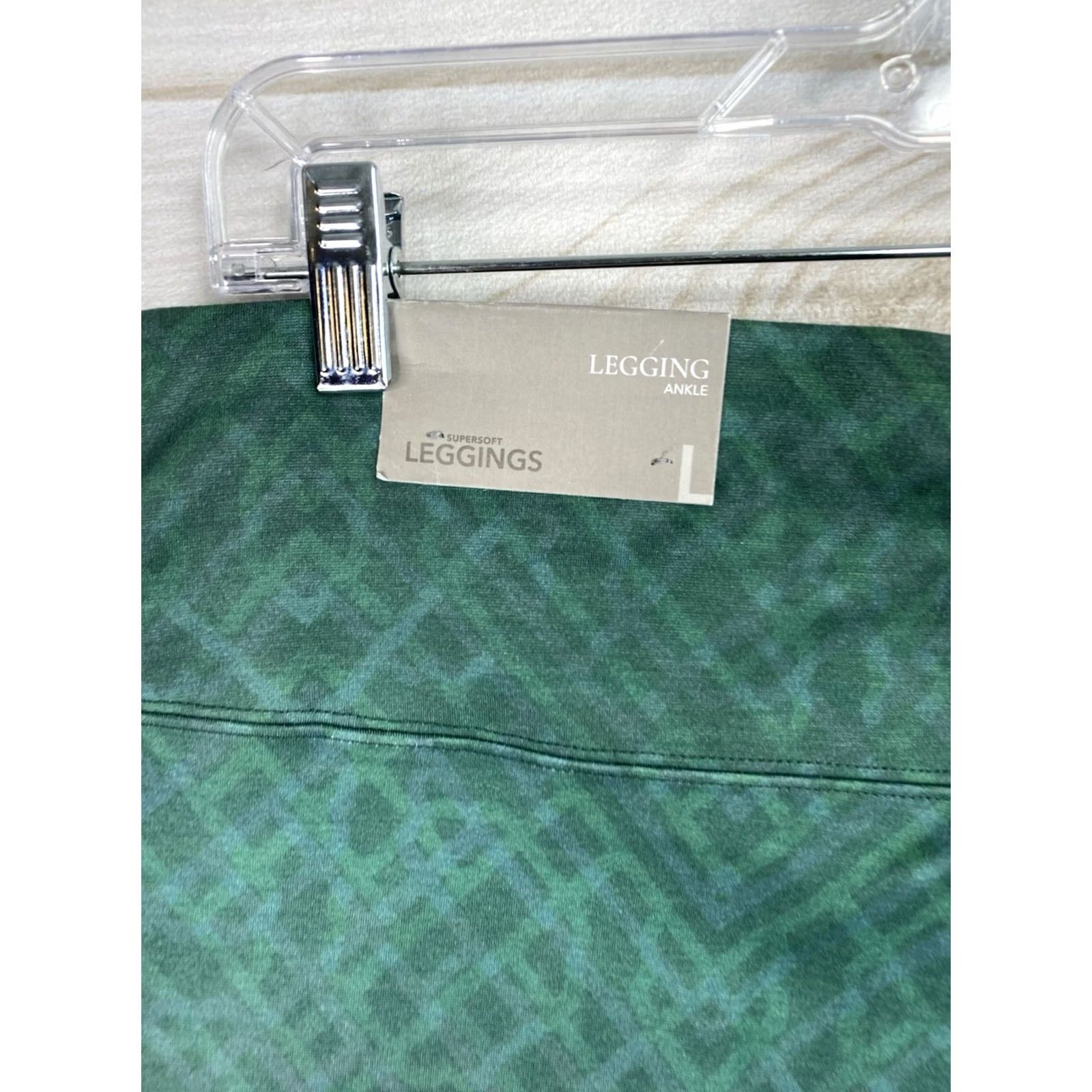 Soft Surroundings Soft Surroundings Legging Geometric Ankle Slimming Stretch NWT L Green Multicolor Pants Women Size 36" / US 14 / IT 50 - 6 Thumbnail